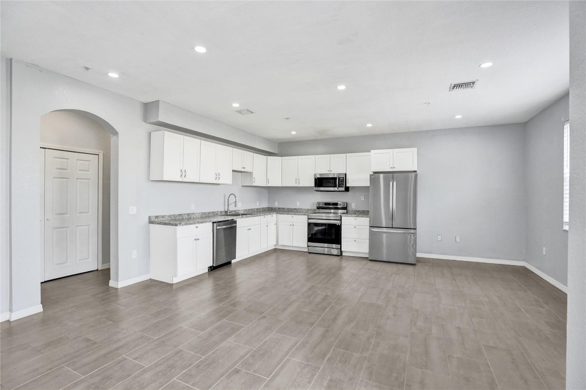 SHOMA COURTYARDS II AT ROYAL PALM CONDOM - Residential