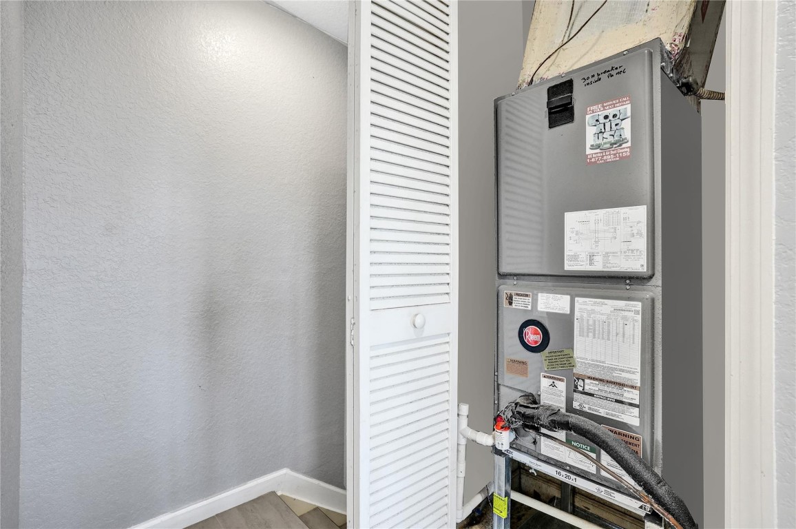 SHOMA COURTYARDS II AT ROYAL PALM CONDOM - Residential