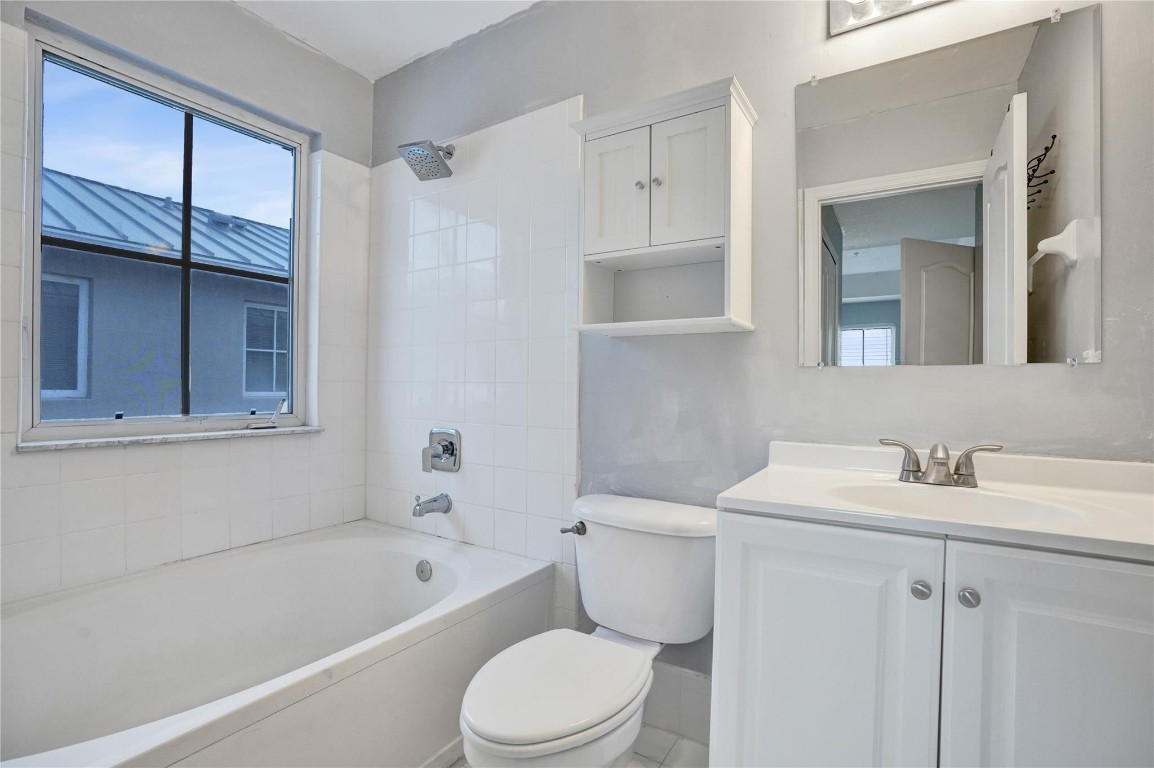 SHOMA COURTYARDS II AT ROYAL PALM CONDOM - Residential
