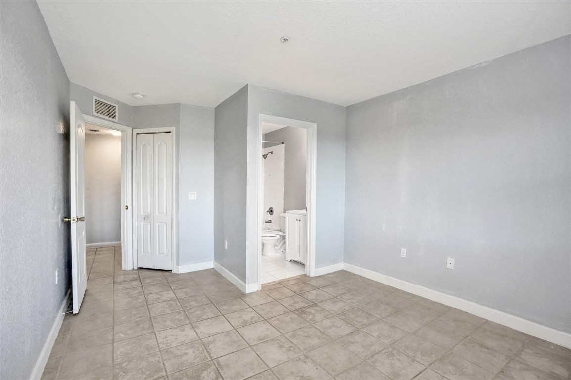 SHOMA COURTYARDS II AT ROYAL PALM CONDOM - Residential