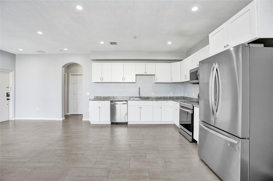 SHOMA COURTYARDS II AT ROYAL PALM CONDOM - Residential