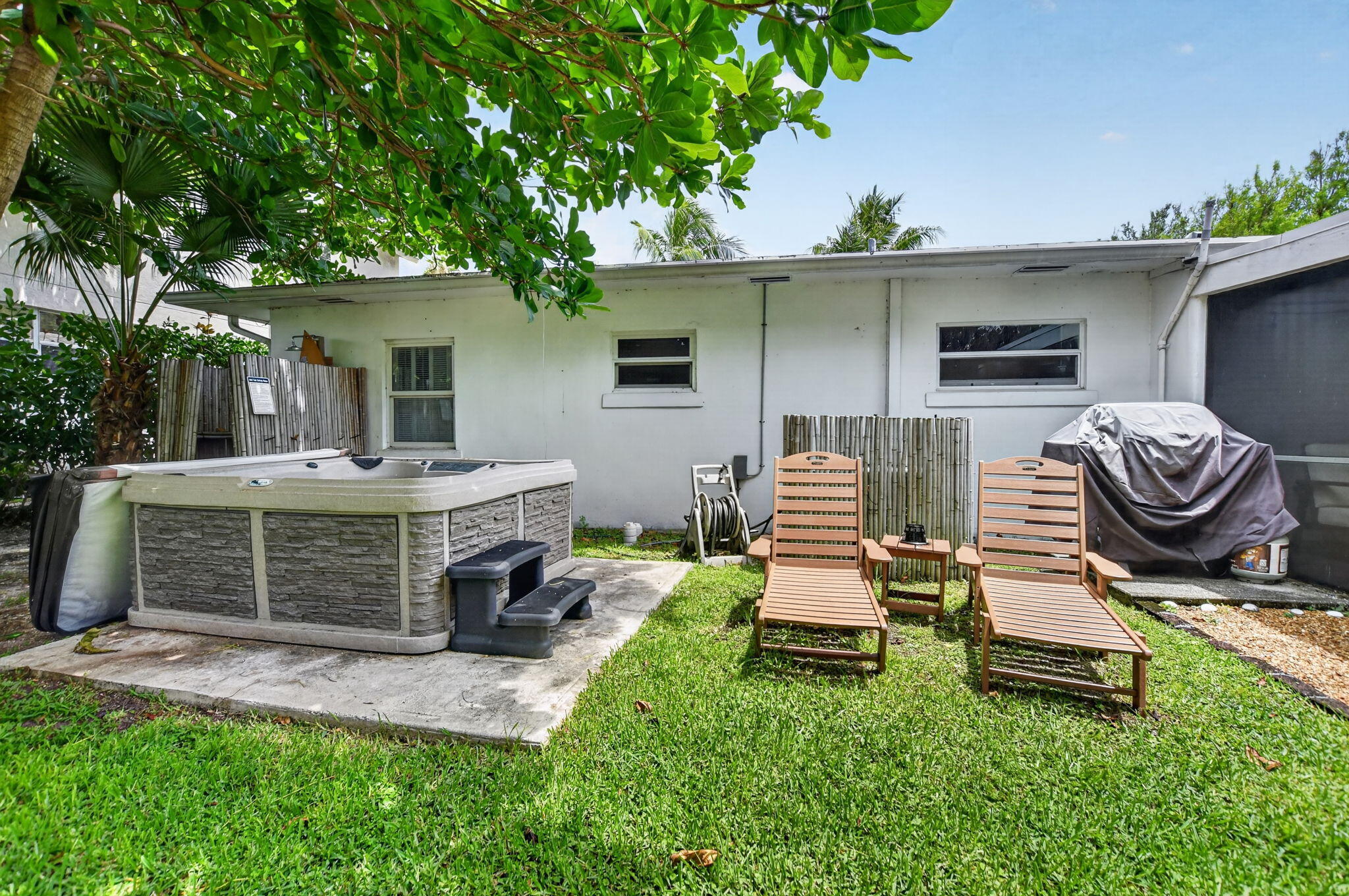 LAKE ADD TO BOYNTON - Residential