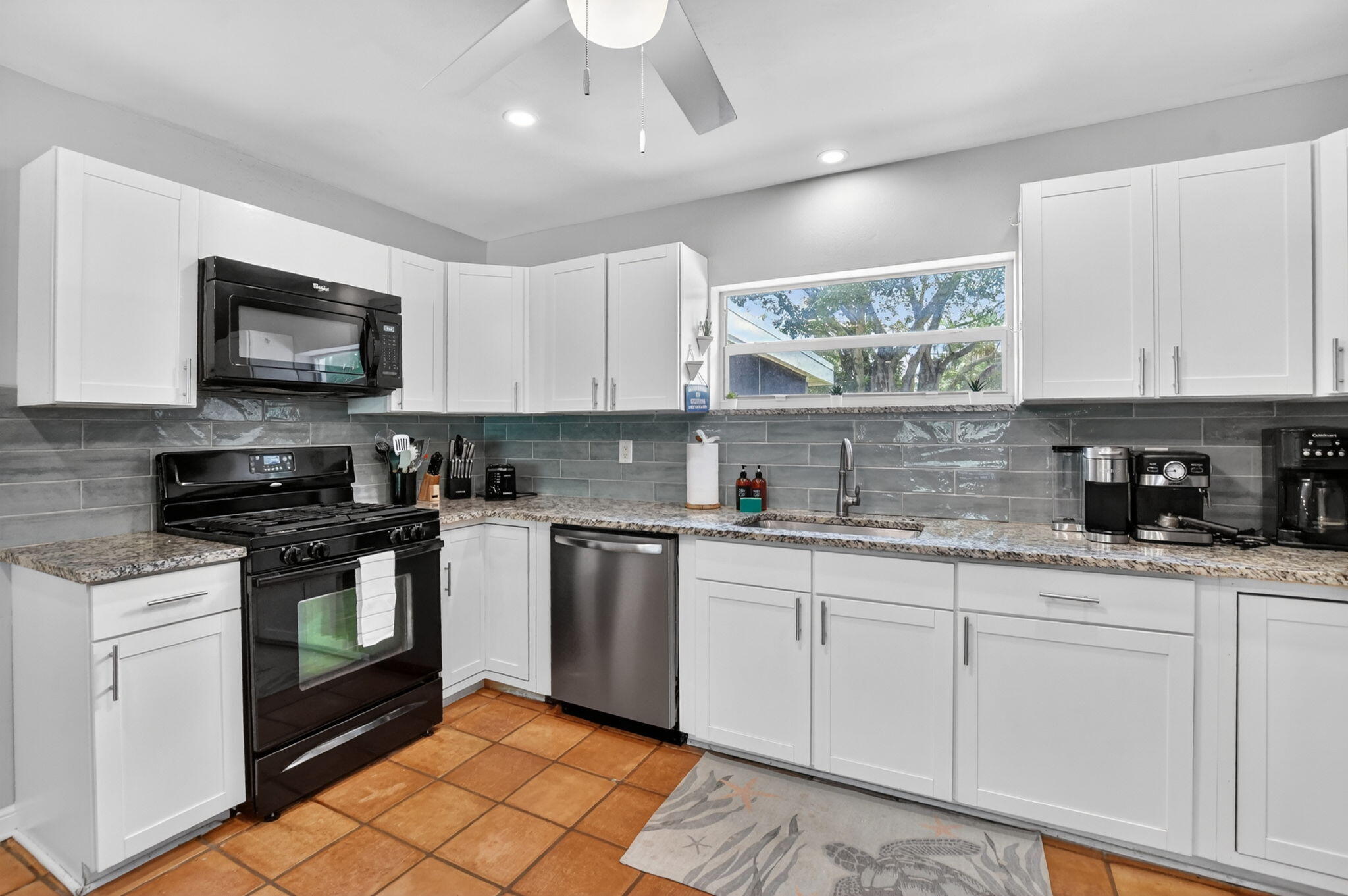 LAKE ADD TO BOYNTON - Residential