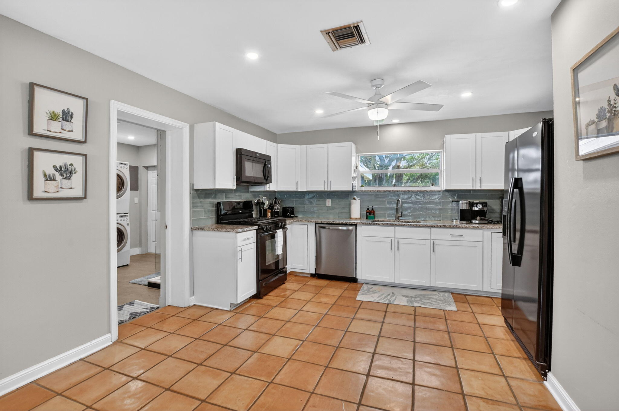 LAKE ADD TO BOYNTON - Residential