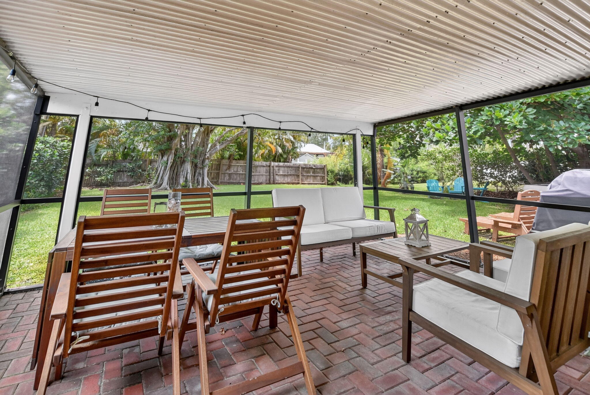 LAKE ADD TO BOYNTON - Residential