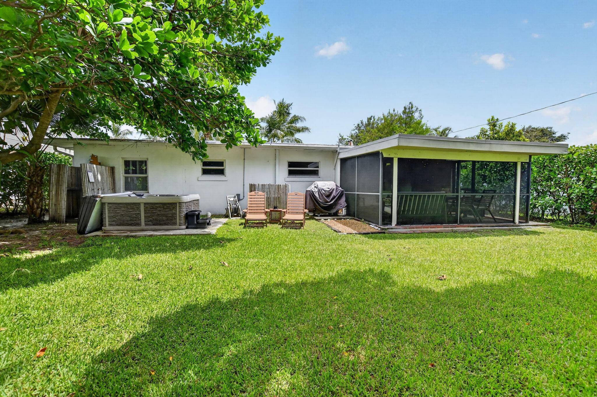 LAKE ADD TO BOYNTON - Residential