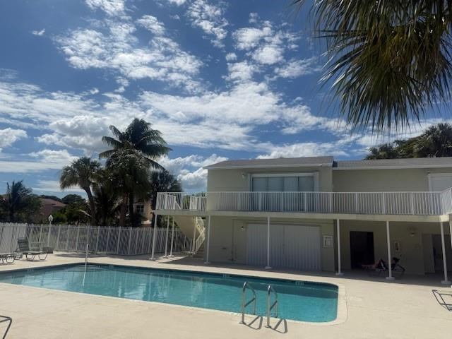 CRYSTAL VIEW TOWNHOMES - Residential Lease