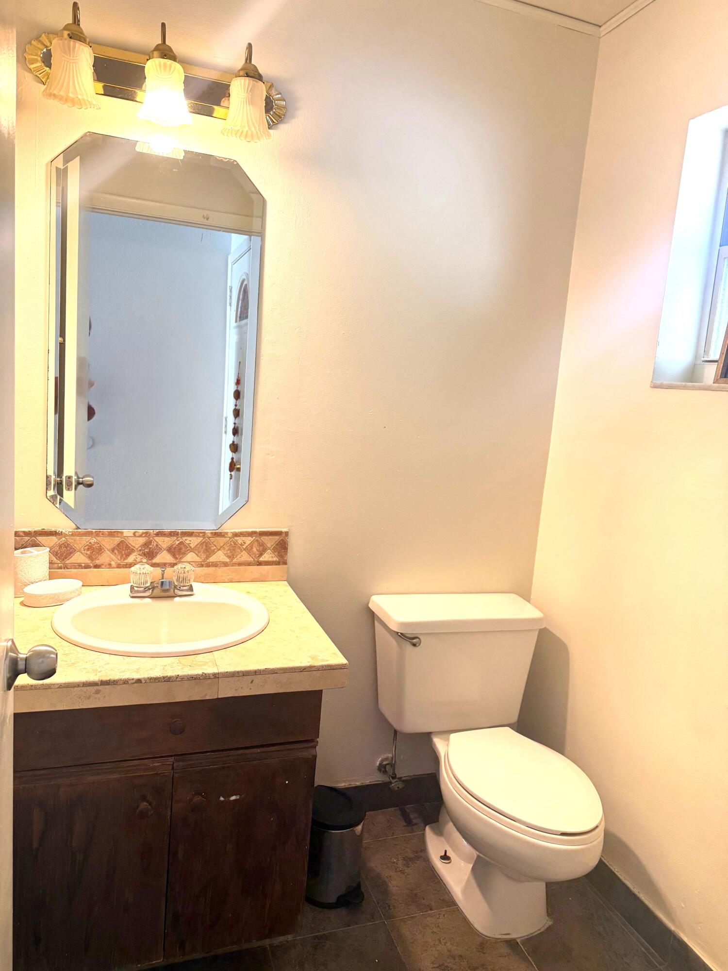 CRYSTAL VIEW TOWNHOMES - Residential Lease
