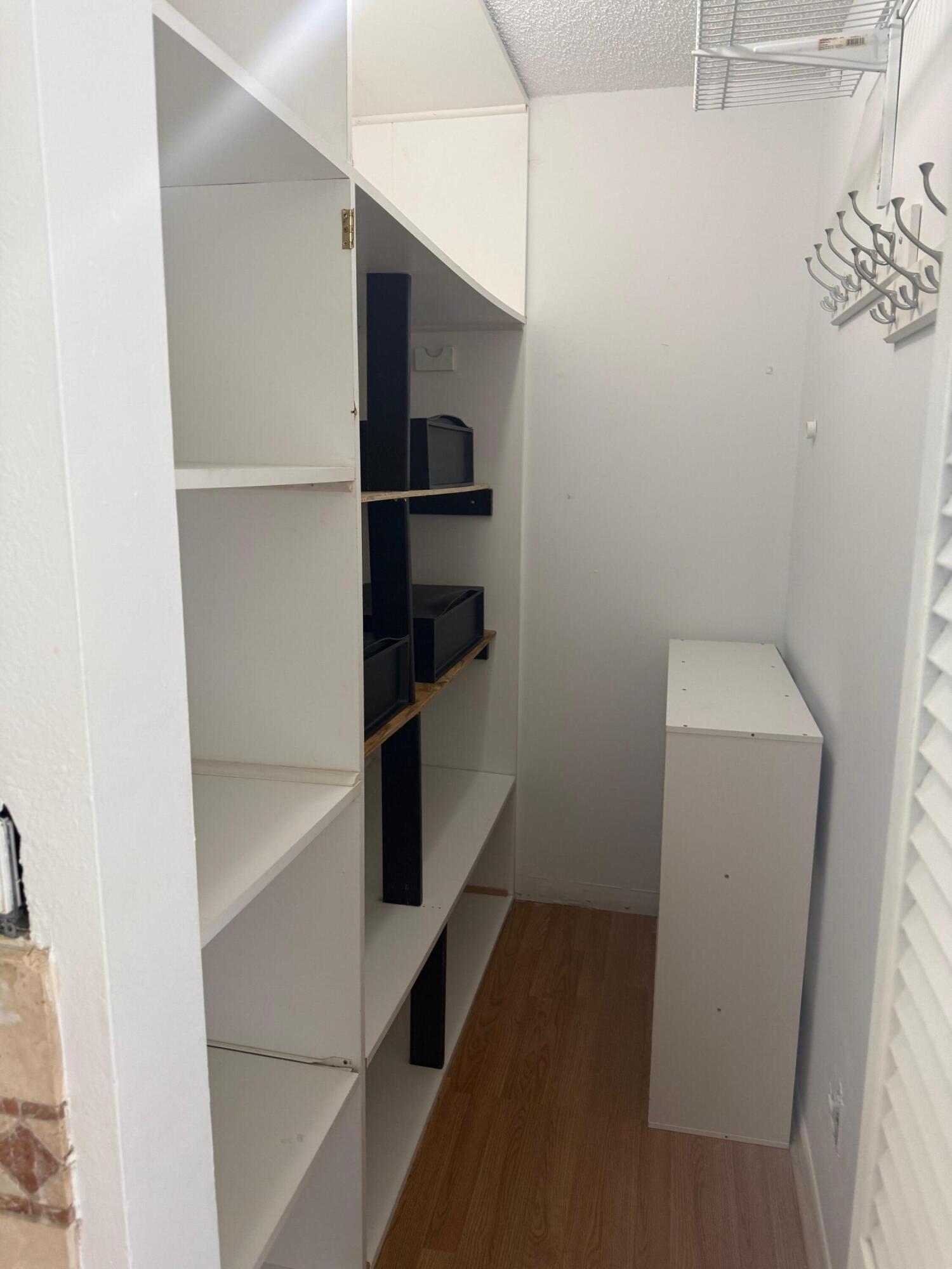 CRYSTAL VIEW TOWNHOMES - Residential Lease