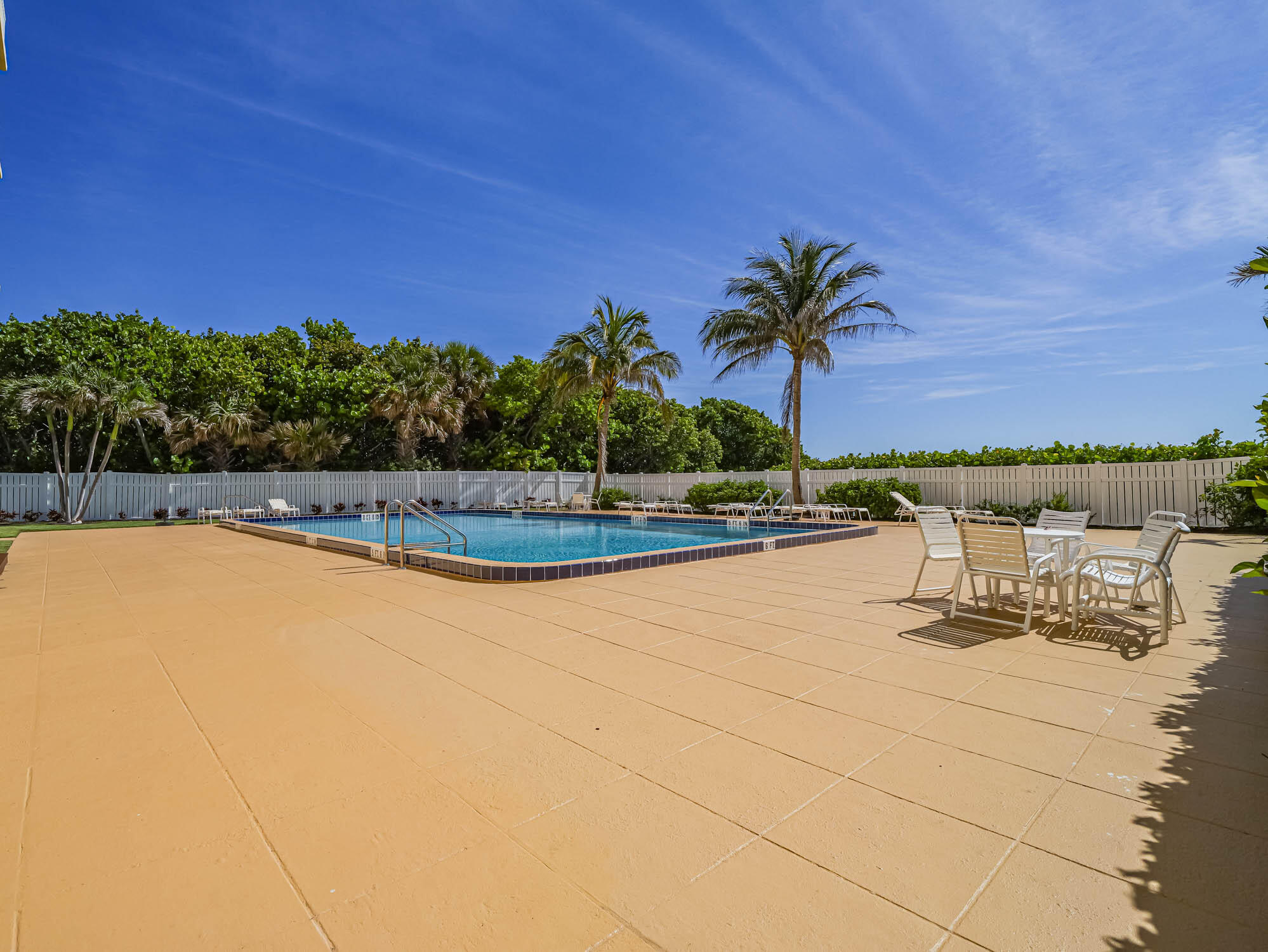 SEA PALMS CONDOMINIUM - Residential