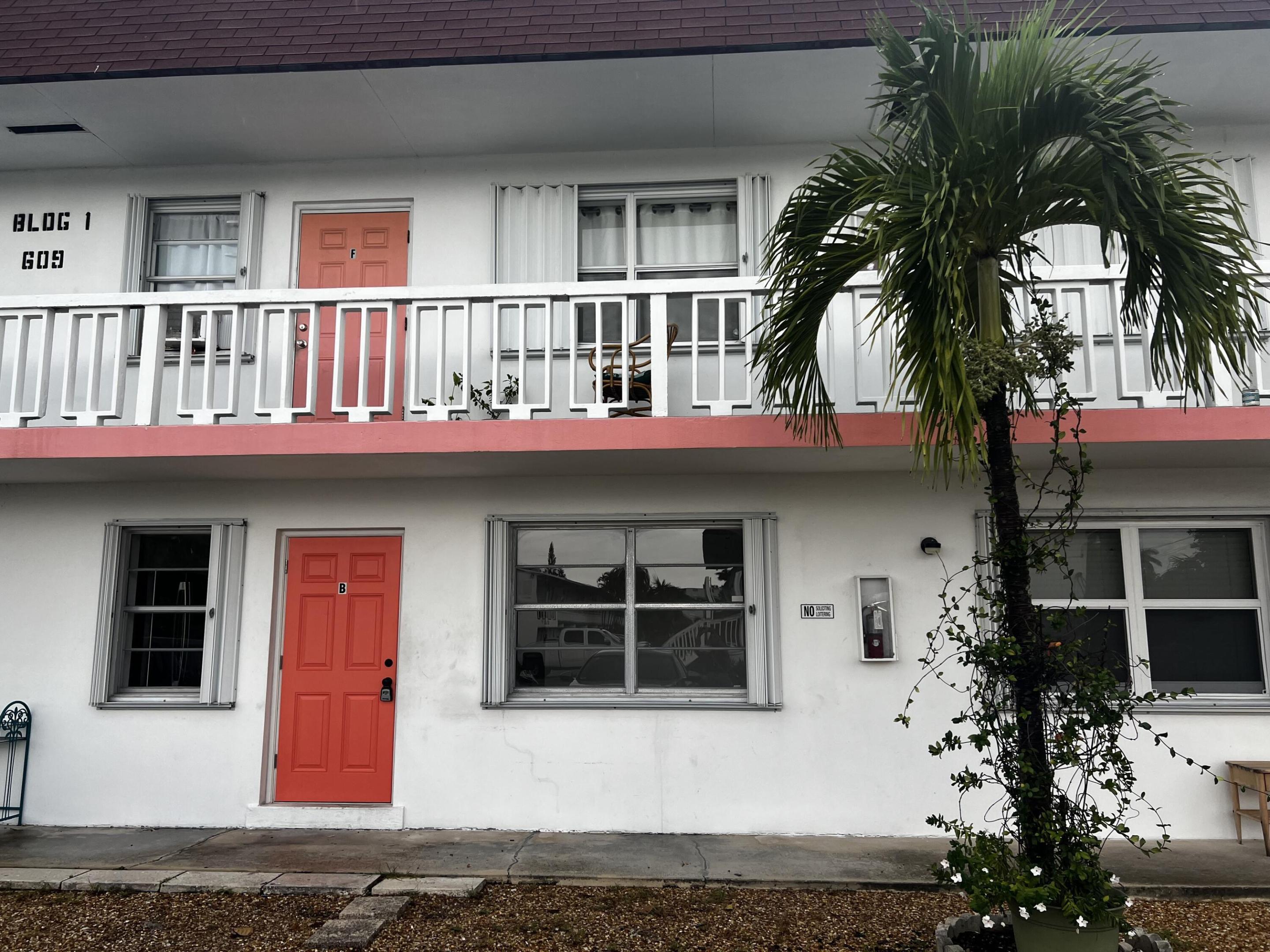 HARBOUR HALL CONDOS - Residential Lease