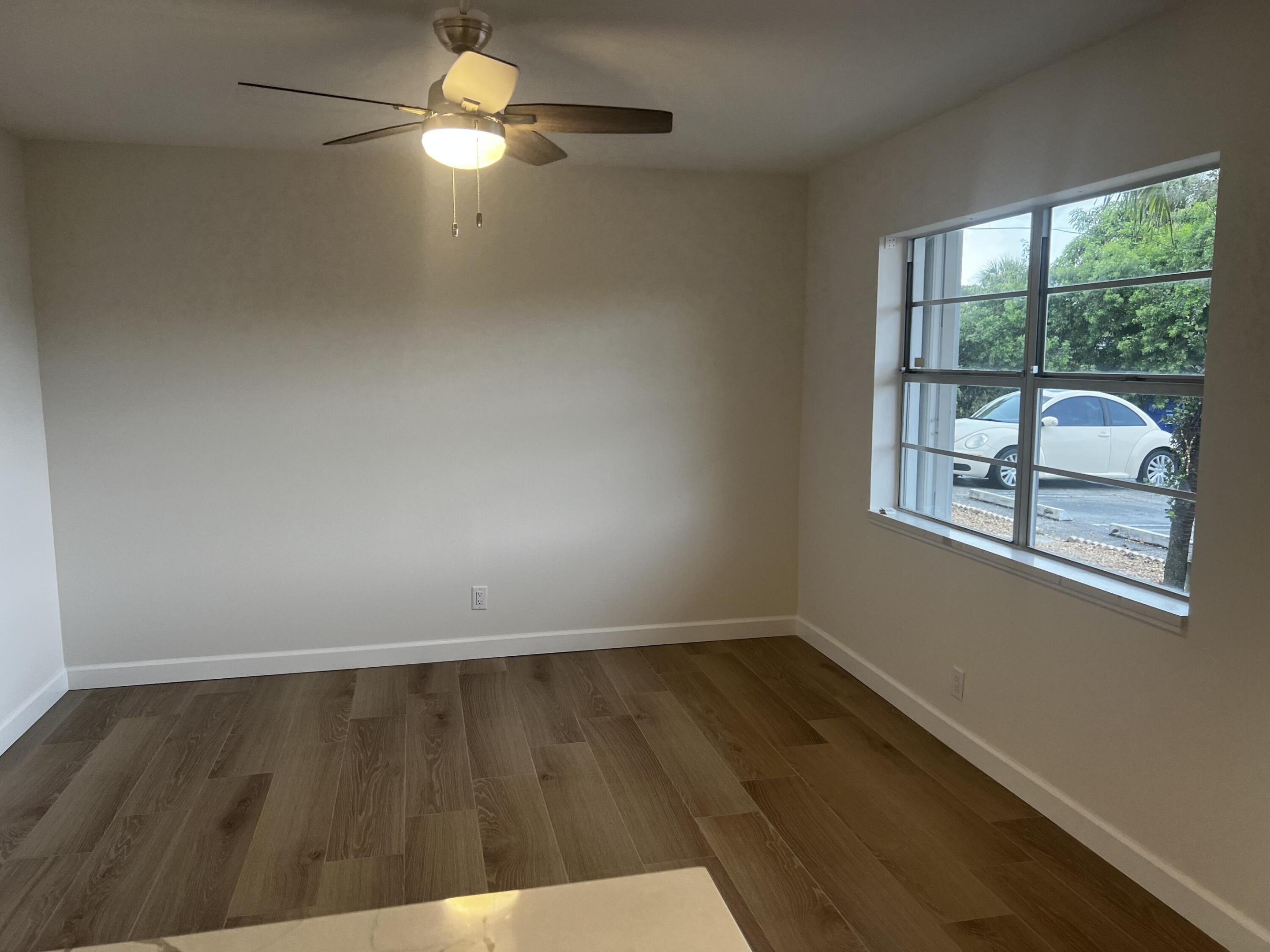 HARBOUR HALL CONDOS - Residential Lease