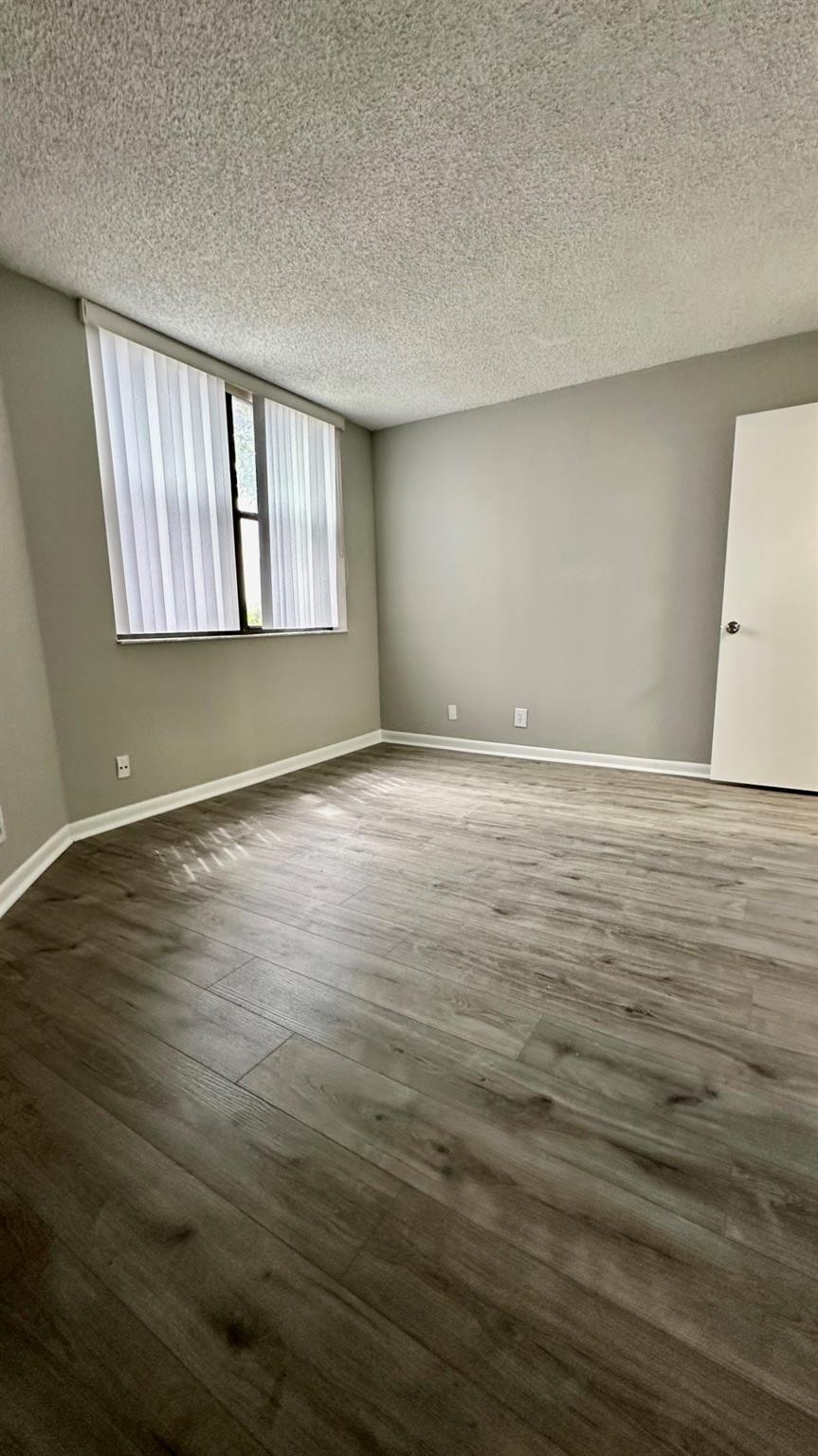 Lake Pointe Condo - Residential Lease