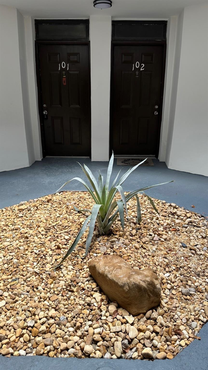 Lake Pointe Condo - Residential Lease