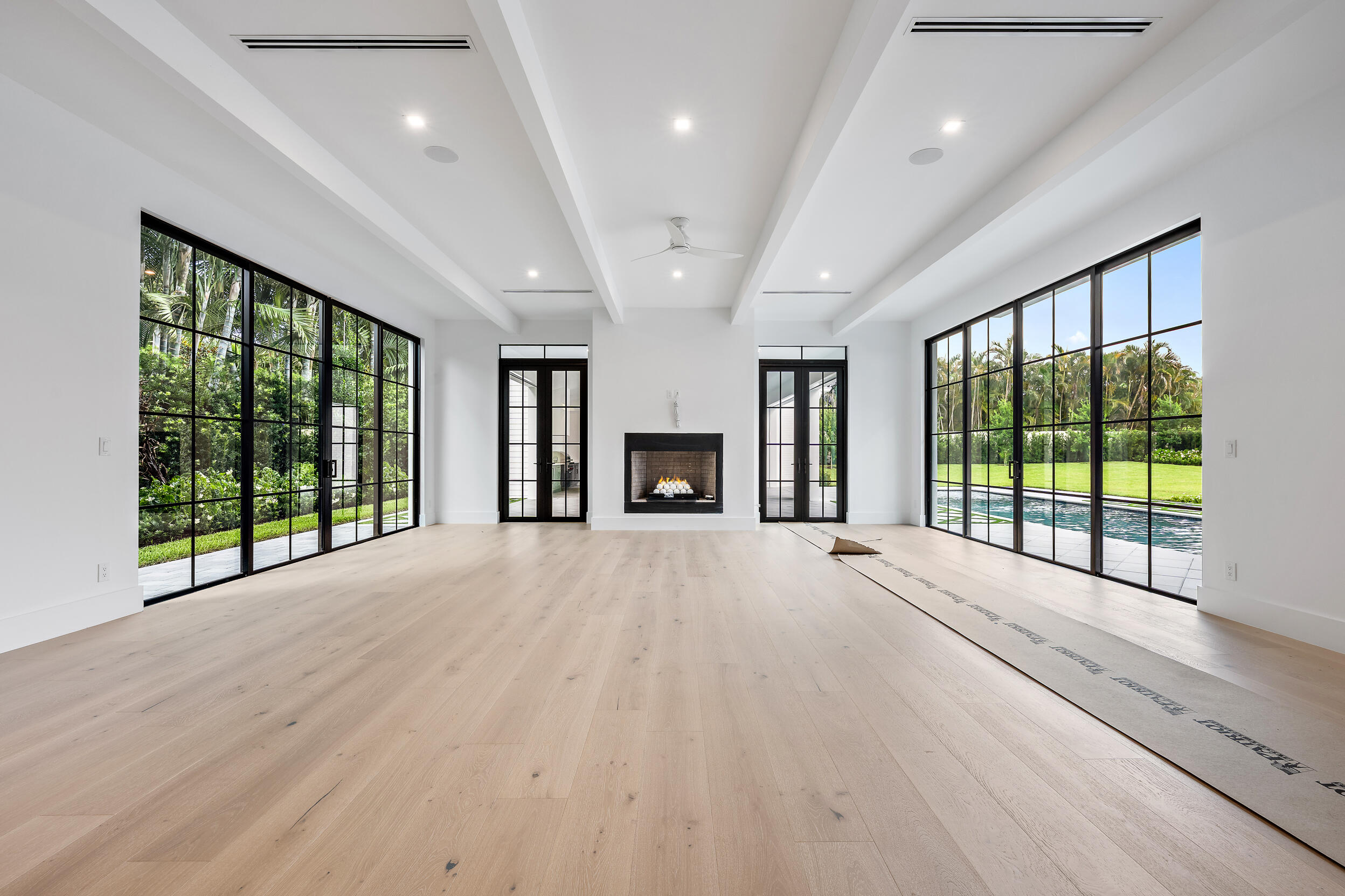 ADMIRALS COVE 3 PAR E - Residential