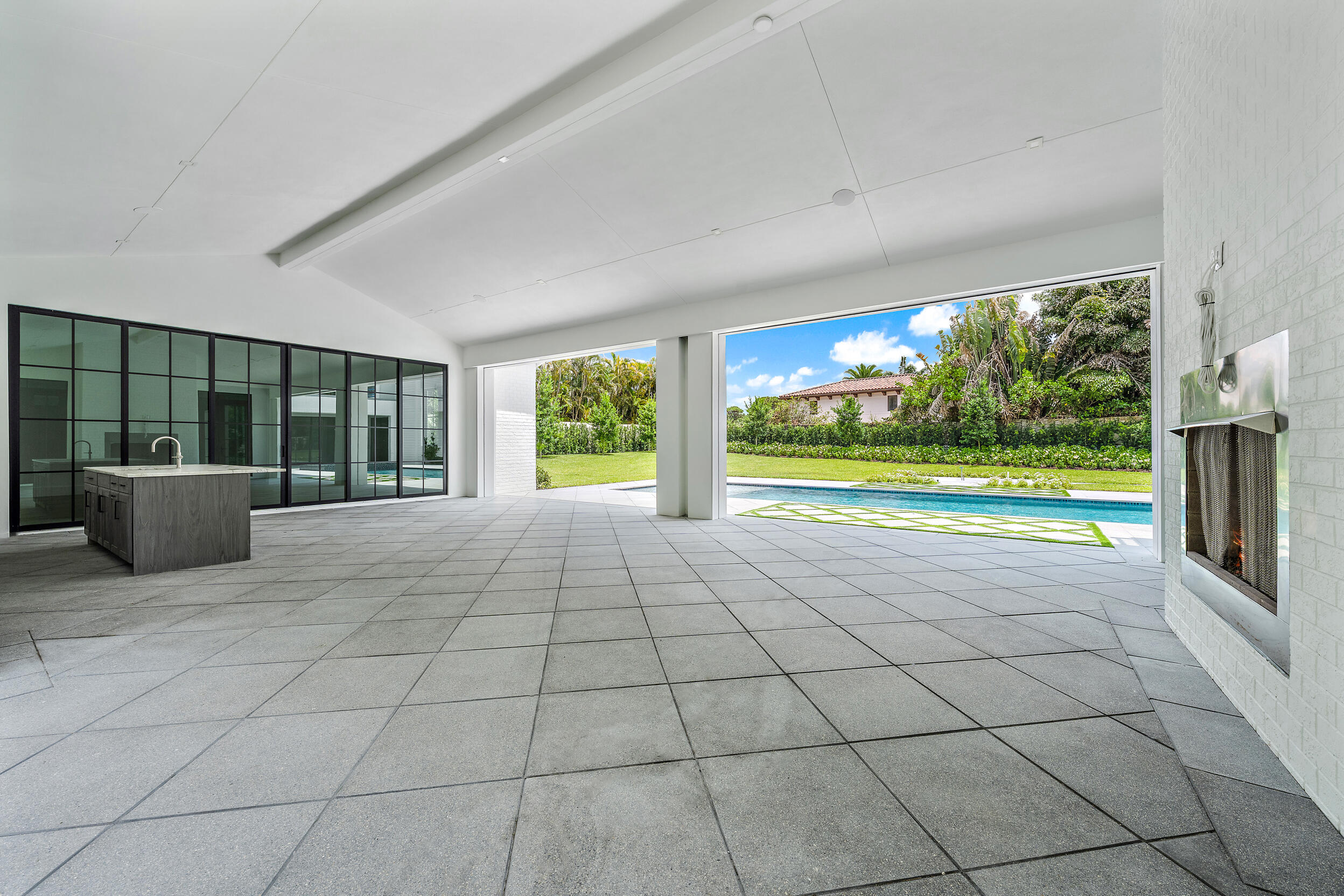 ADMIRALS COVE 3 PAR E - Residential