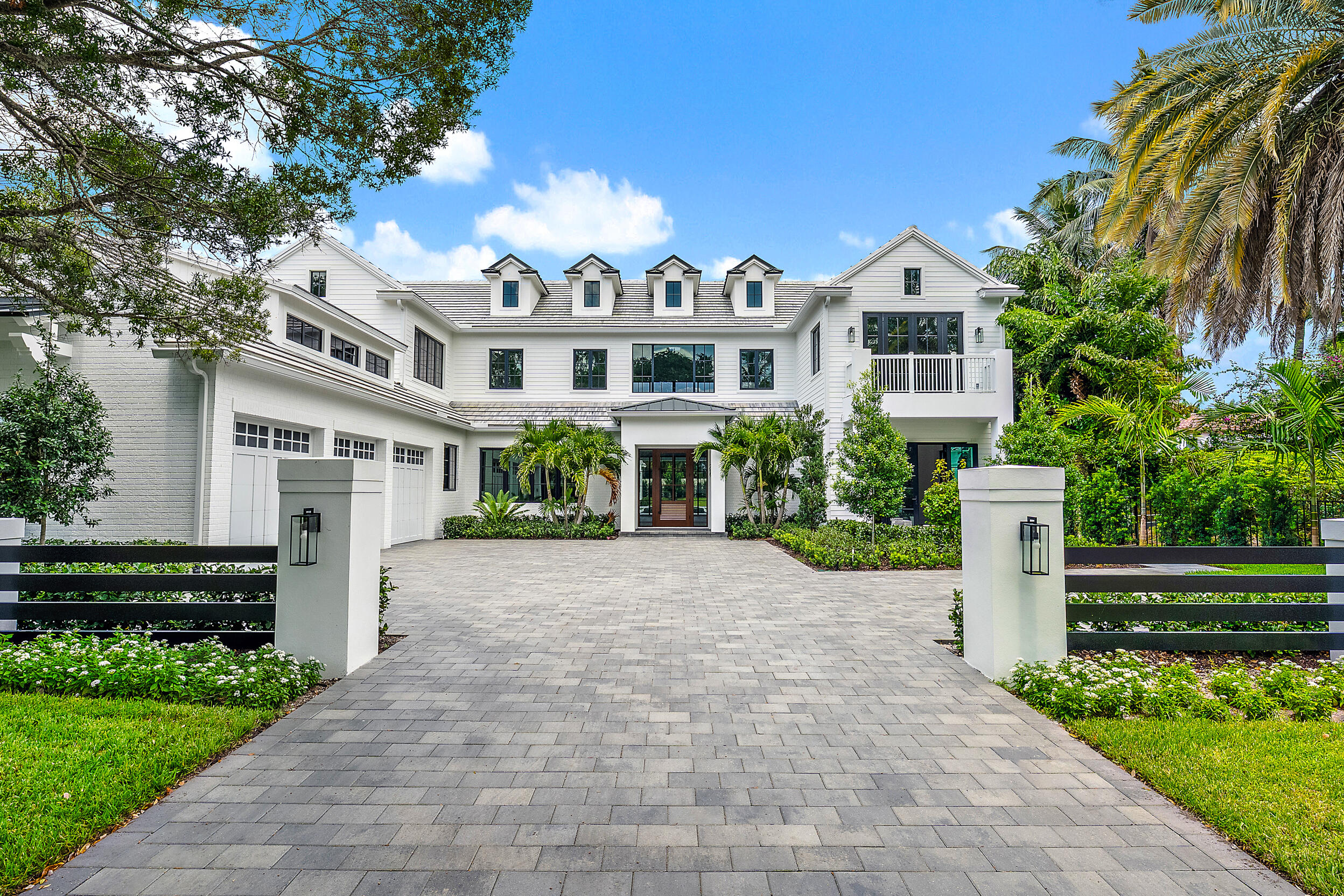 ADMIRALS COVE 3 PAR E - Residential