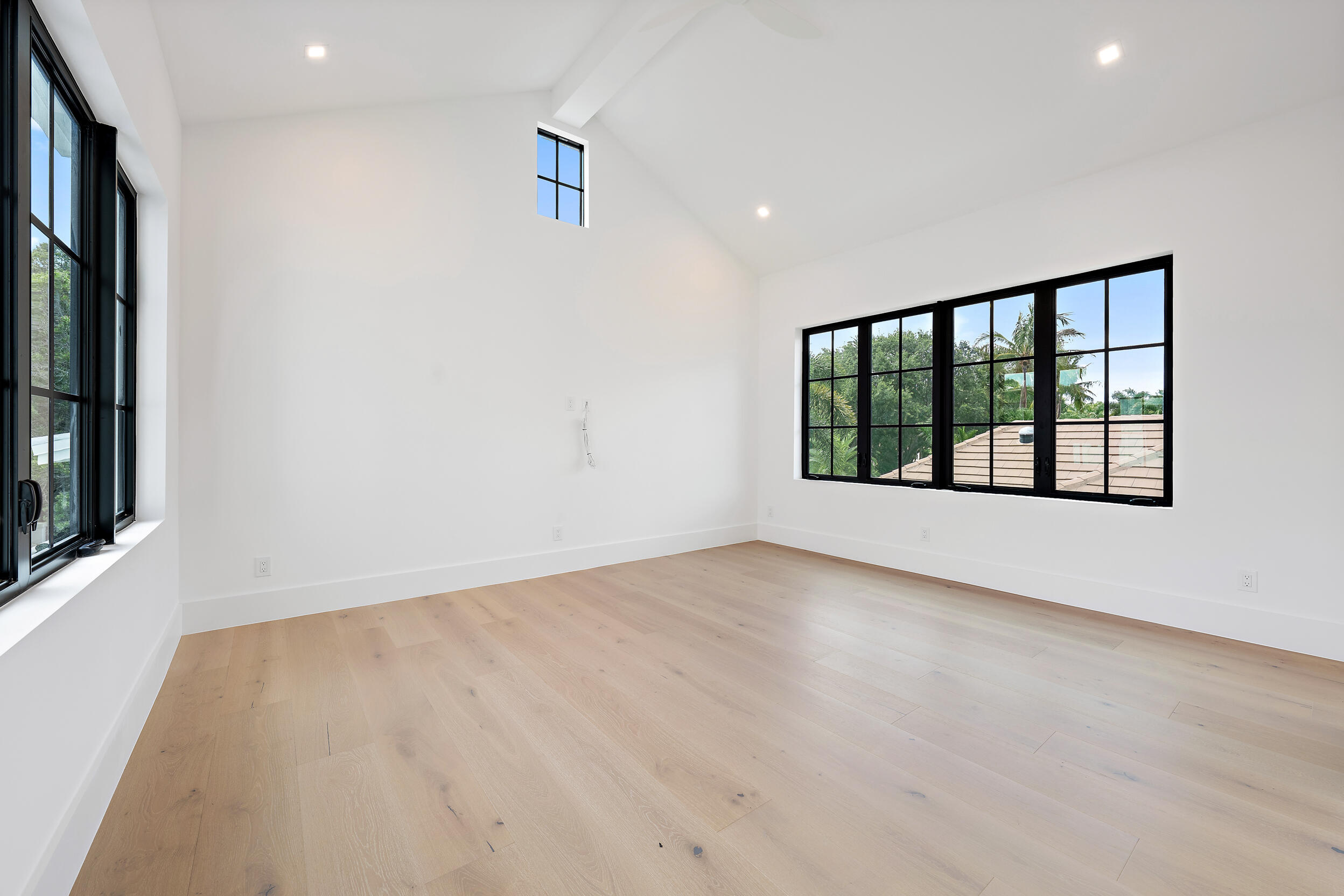 ADMIRALS COVE 3 PAR E - Residential