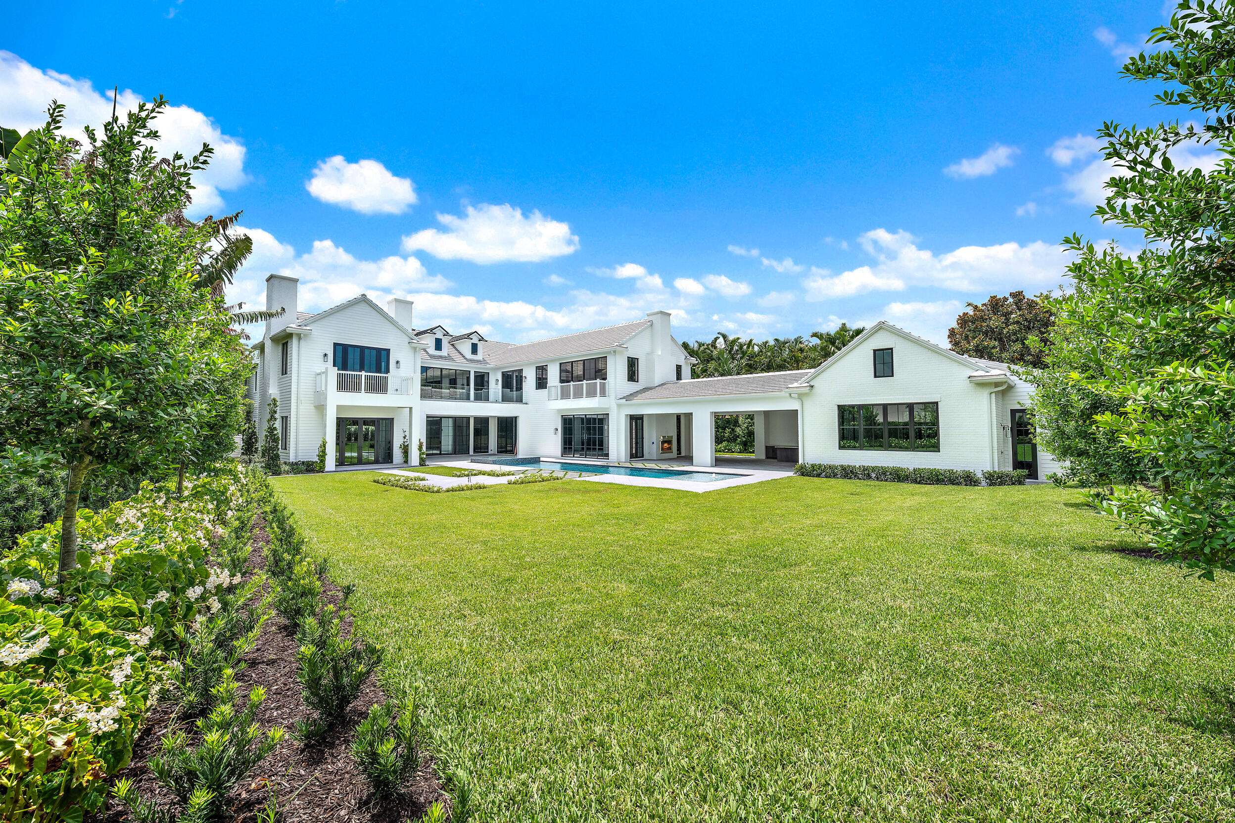 ADMIRALS COVE 3 PAR E - Residential