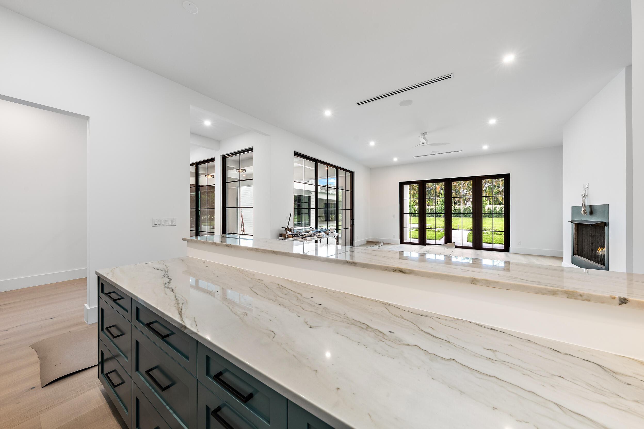 ADMIRALS COVE 3 PAR E - Residential