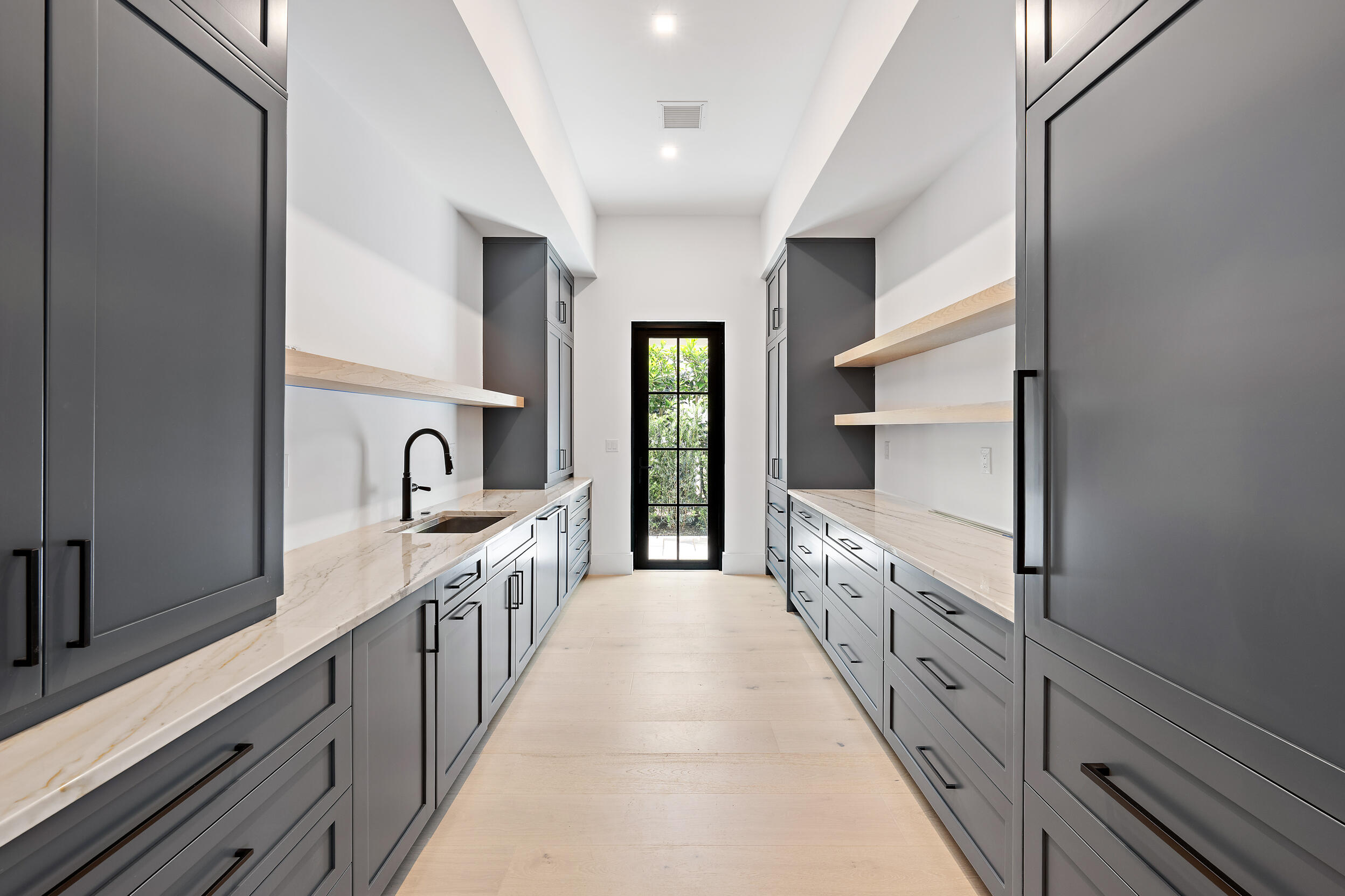 ADMIRALS COVE 3 PAR E - Residential