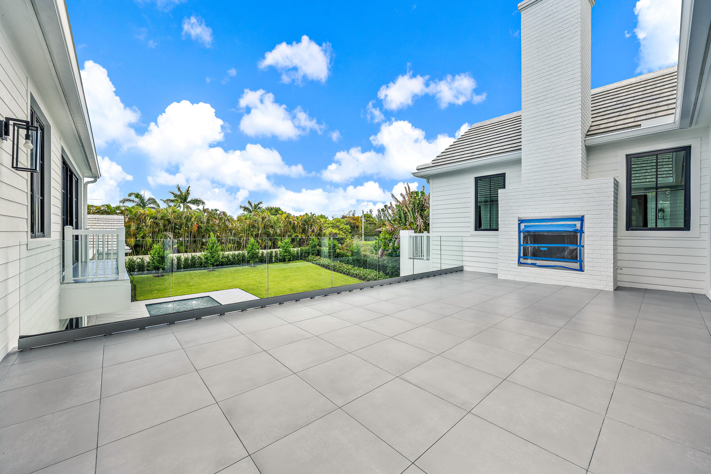 ADMIRALS COVE 3 PAR E - Residential