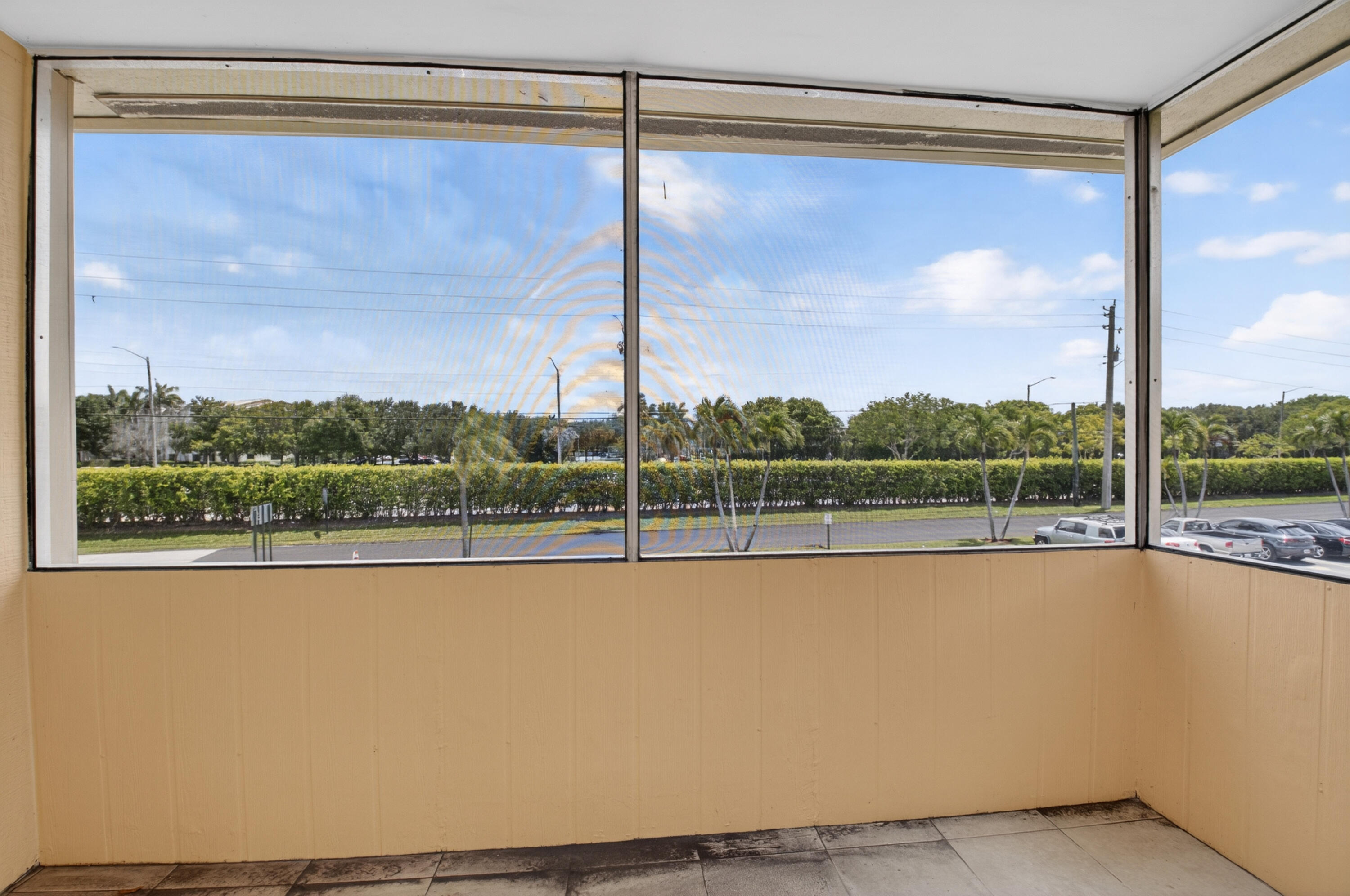 KINGS POINT CAPRI CONDOS - Residential