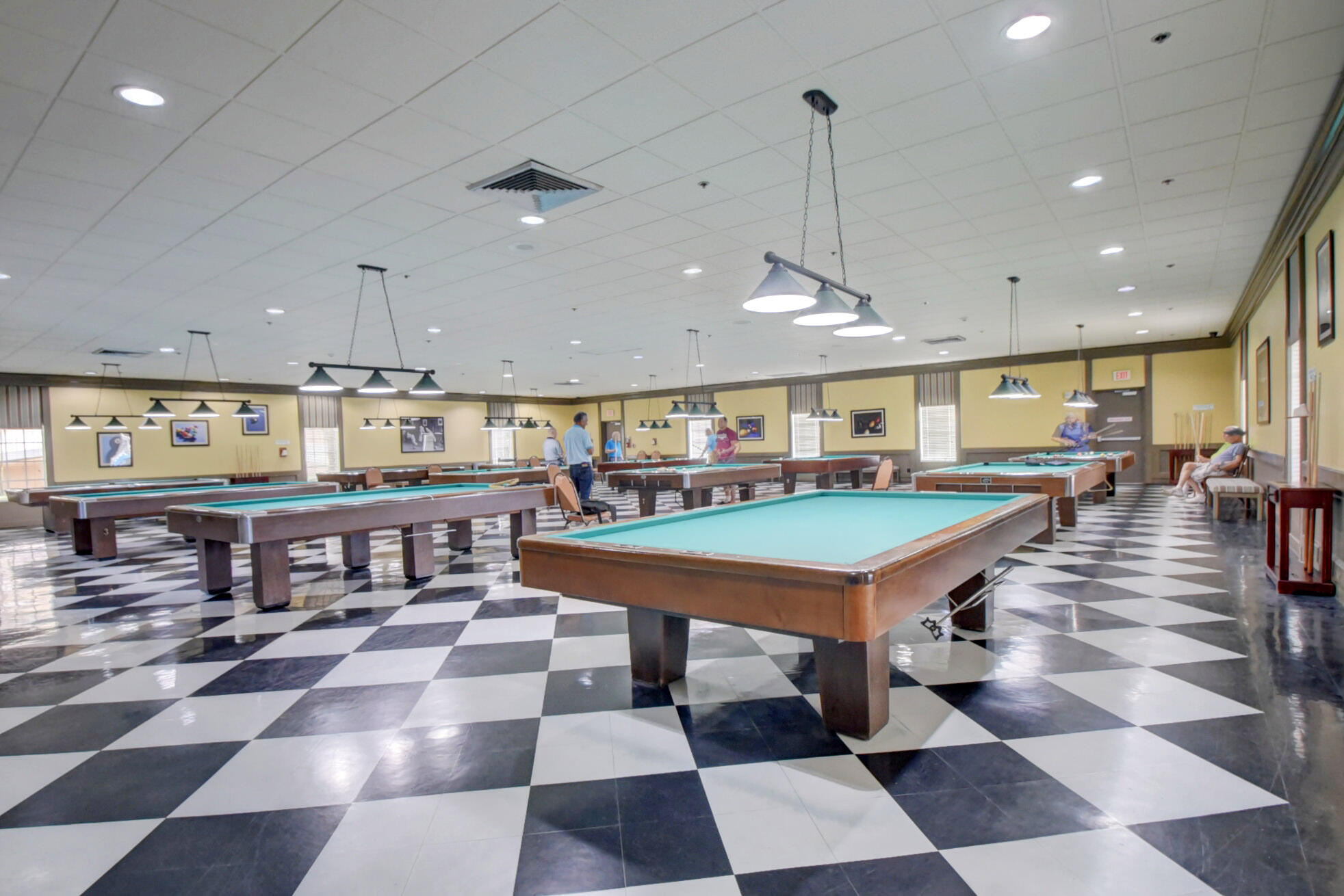KINGS POINT CAPRI CONDOS - Residential