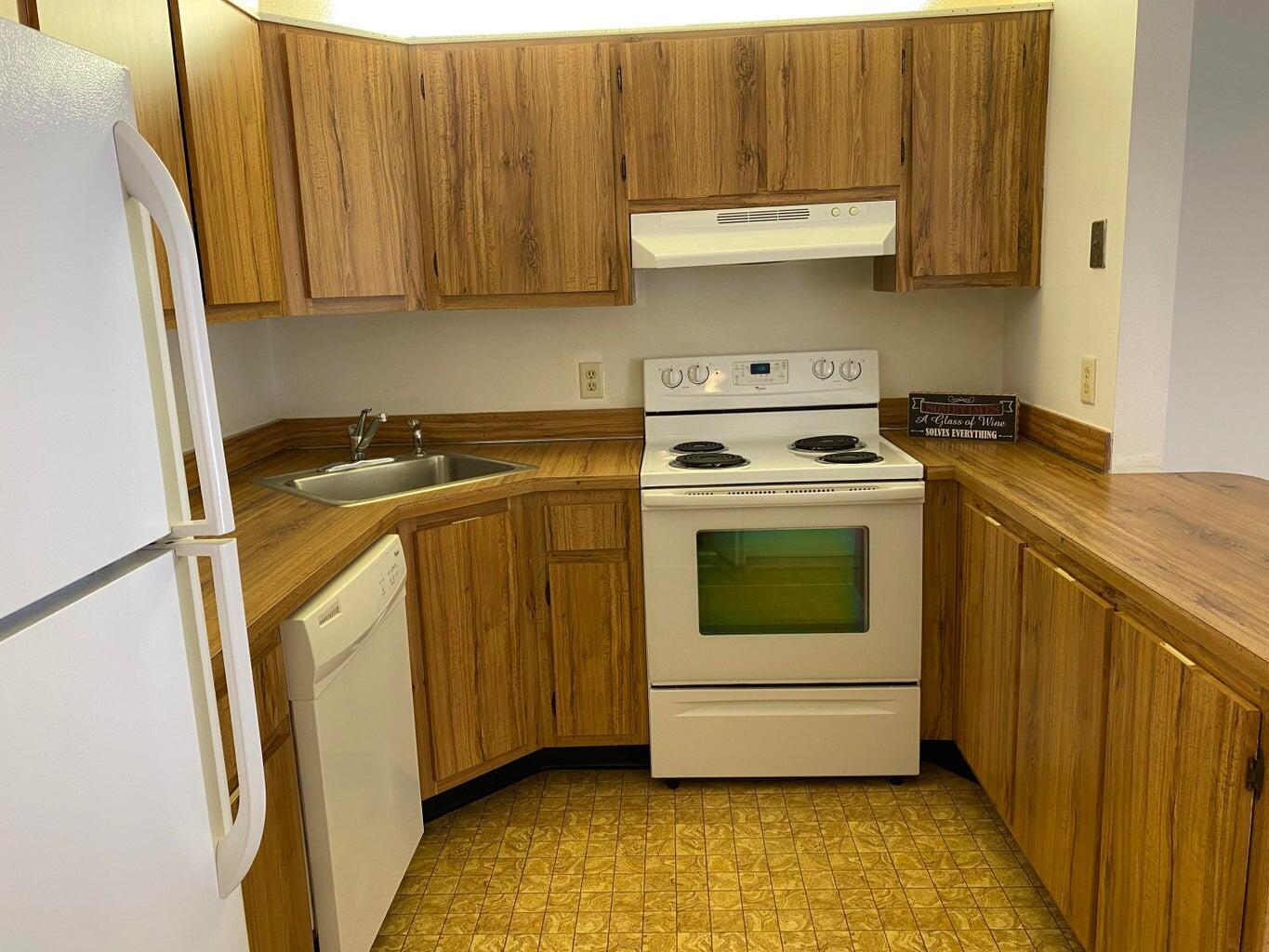 PINE RIDGE AT HAVERHILL CONDO - Residential