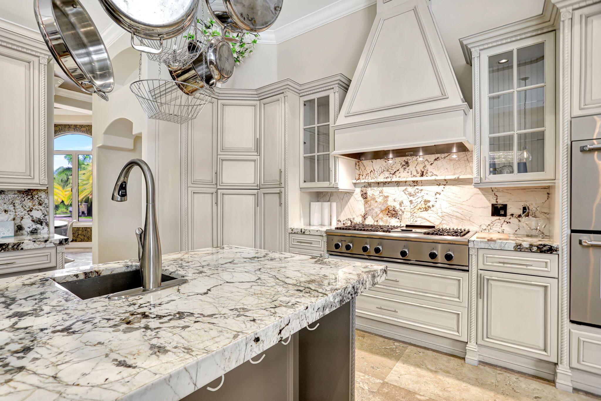 PINE TREE ESTATES - Residential