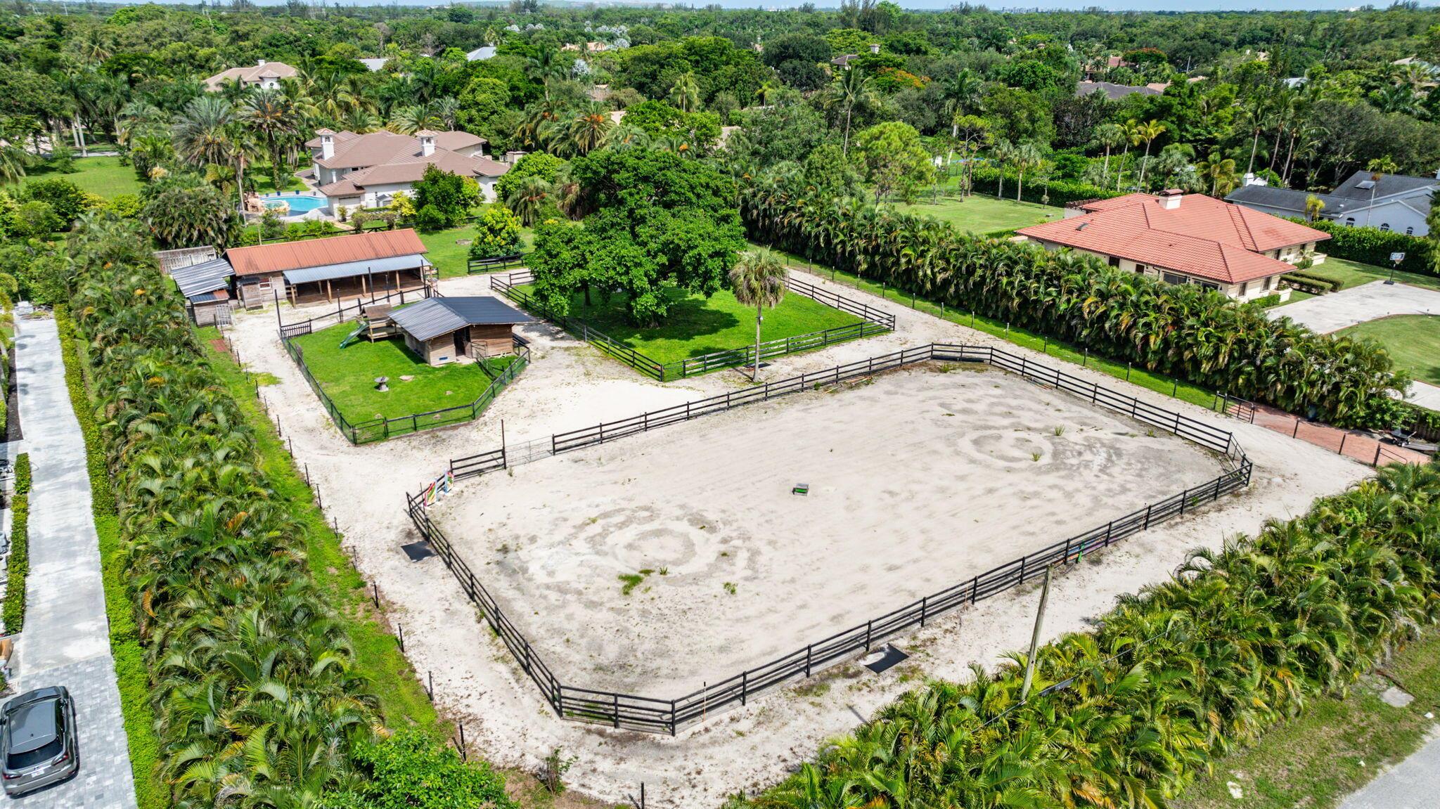 PINE TREE ESTATES - Residential