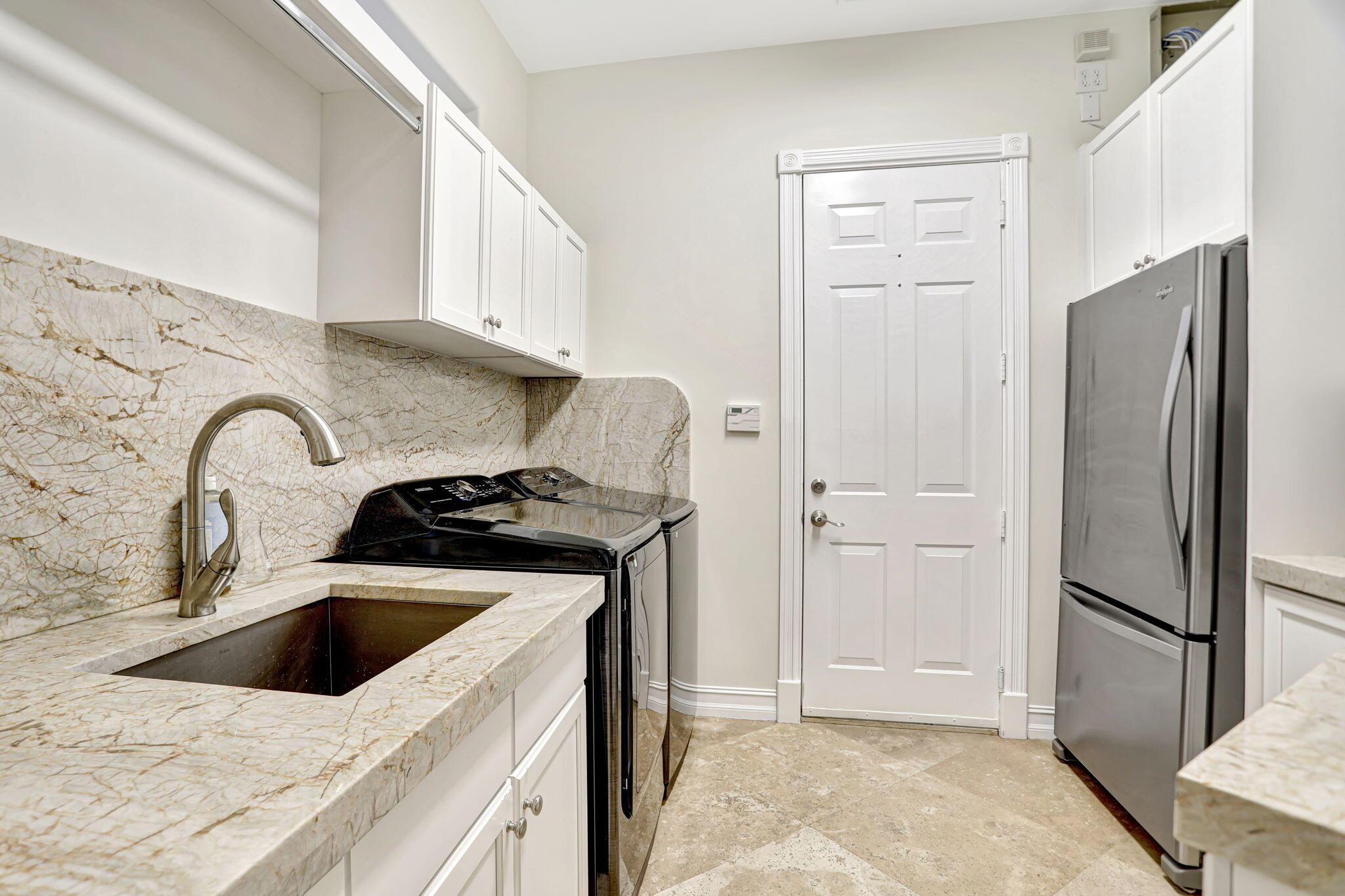 PINE TREE ESTATES - Residential
