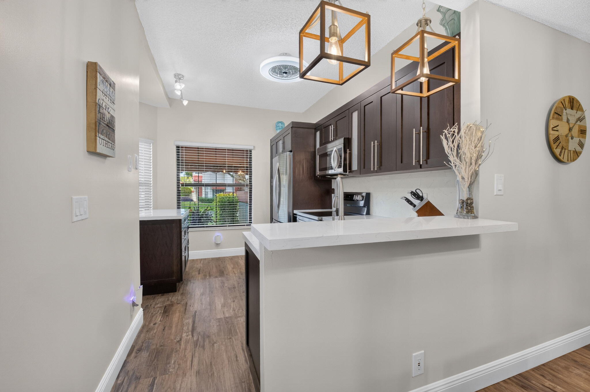 LEXINGTON CLUB VILLAS CONDO - Residential