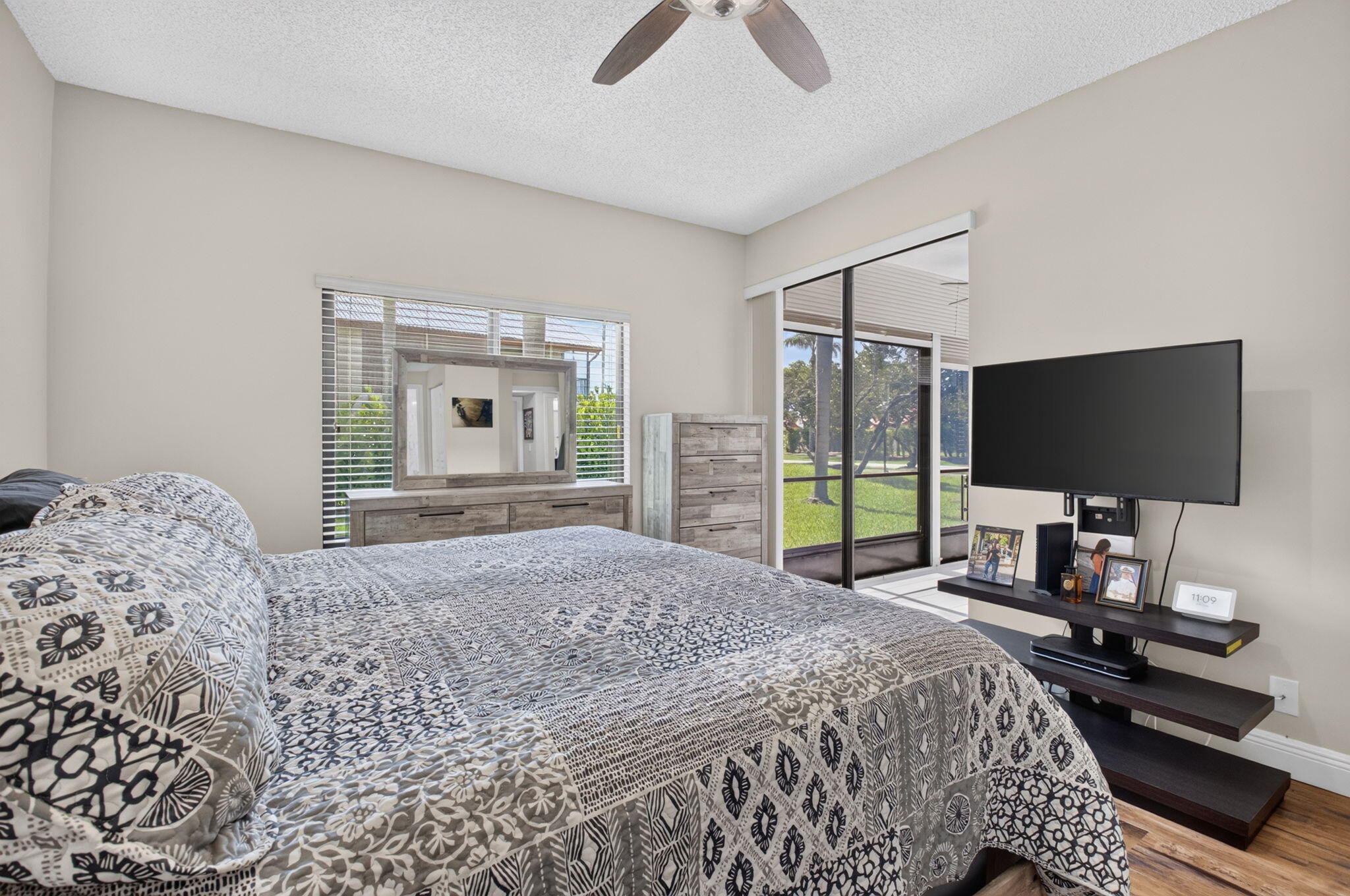 LEXINGTON CLUB VILLAS CONDO - Residential