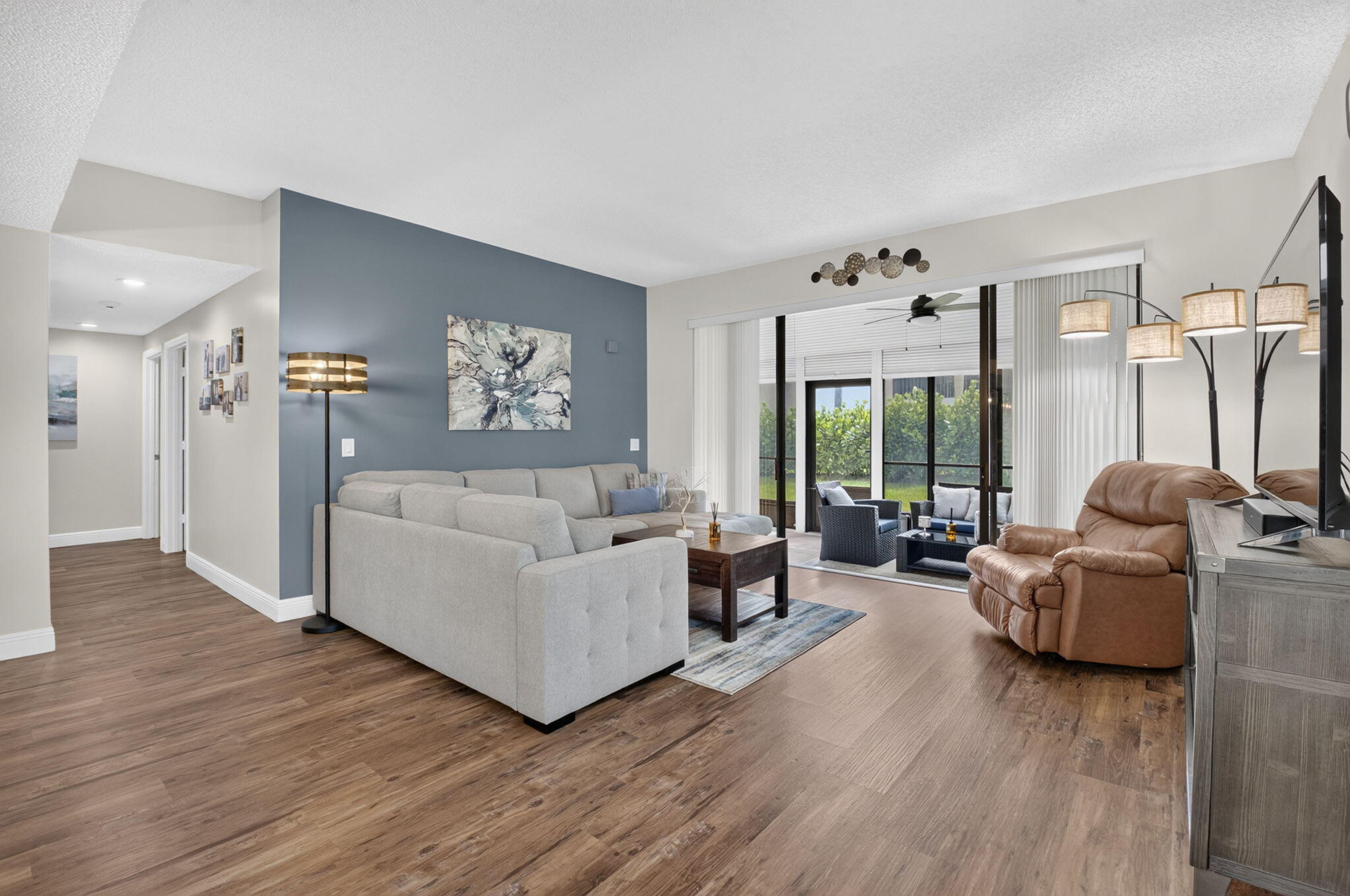 LEXINGTON CLUB VILLAS CONDO - Residential
