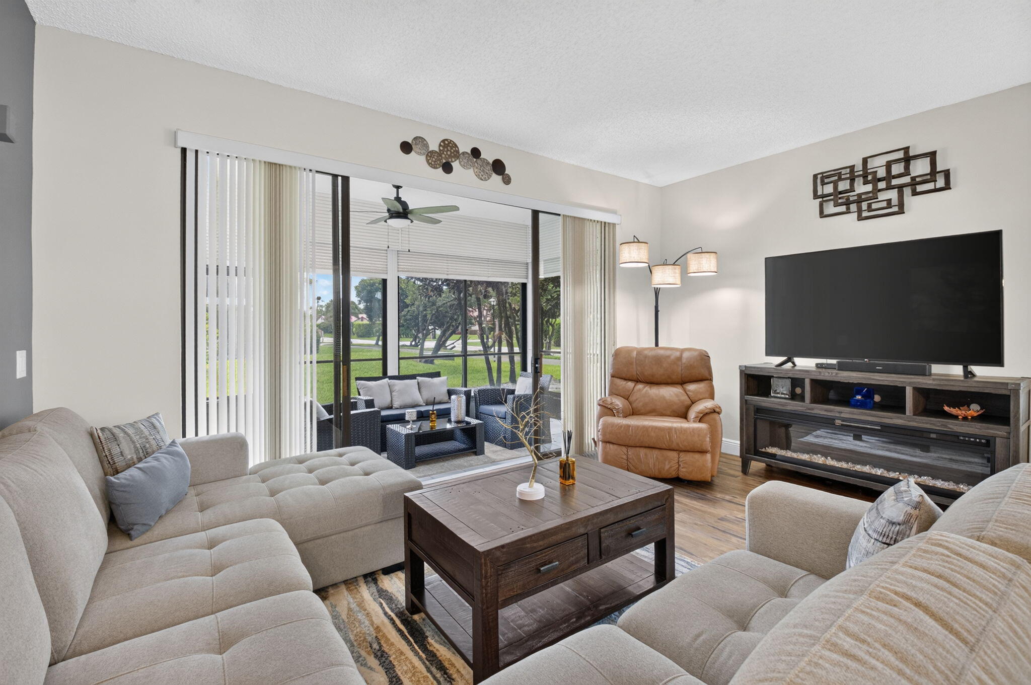 LEXINGTON CLUB VILLAS CONDO - Residential