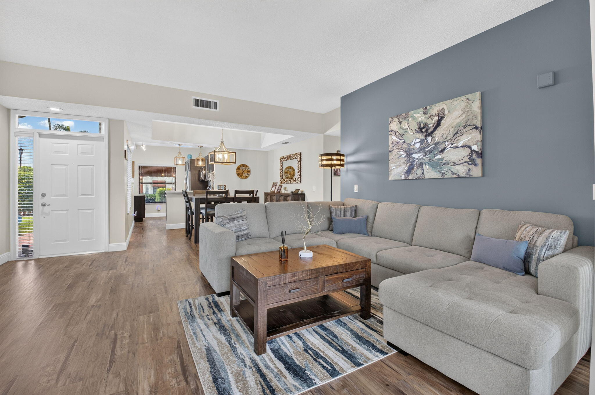 LEXINGTON CLUB VILLAS CONDO - Residential