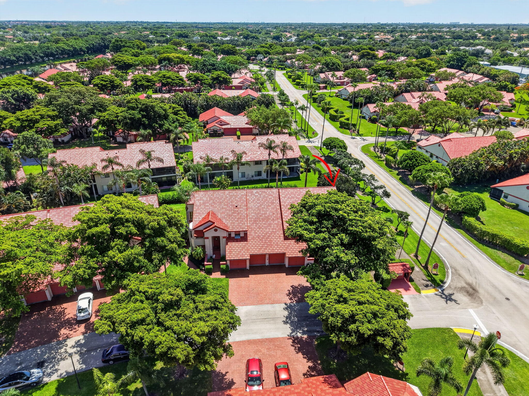 LEXINGTON CLUB VILLAS CONDO - Residential