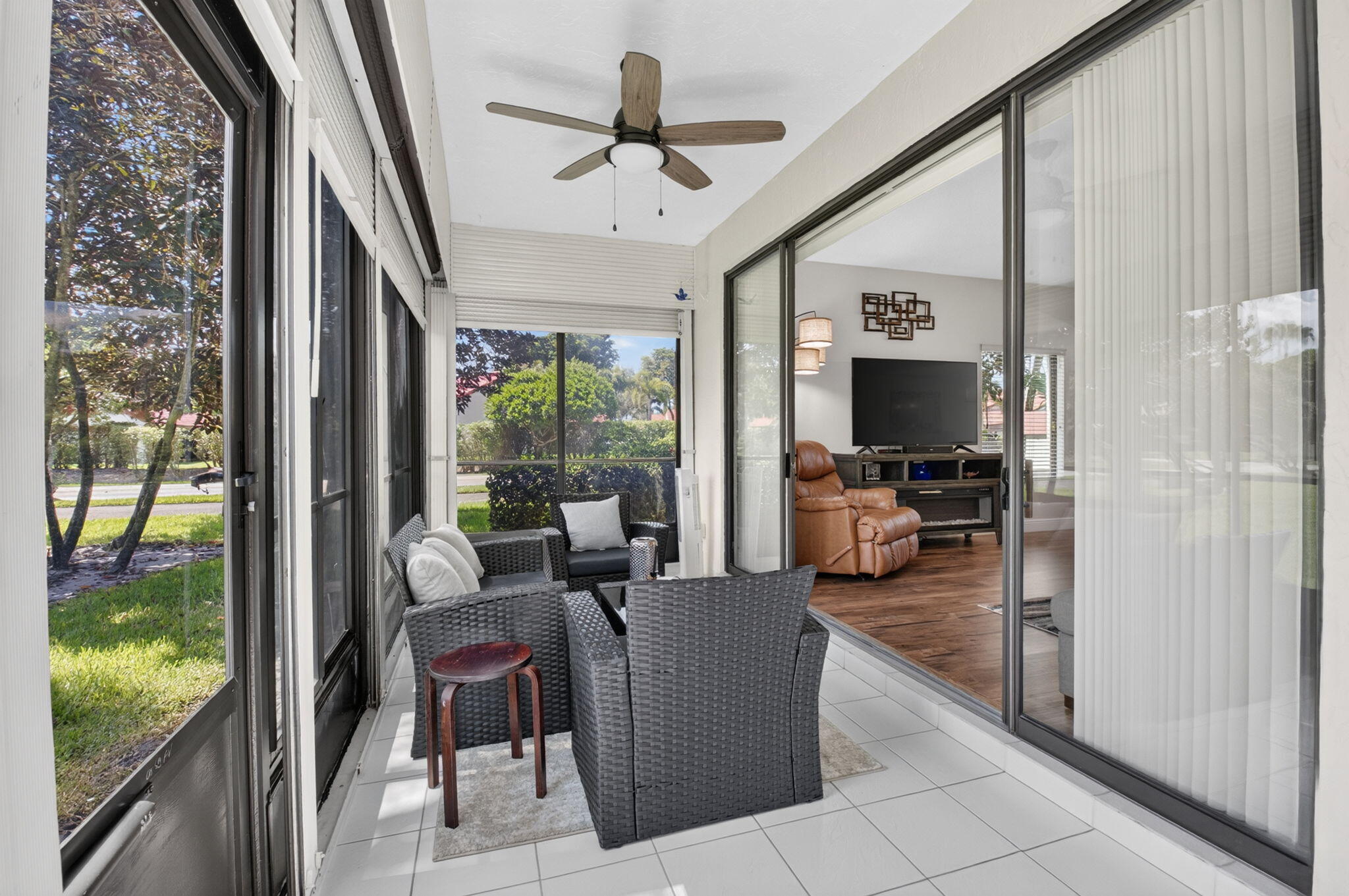 LEXINGTON CLUB VILLAS CONDO - Residential