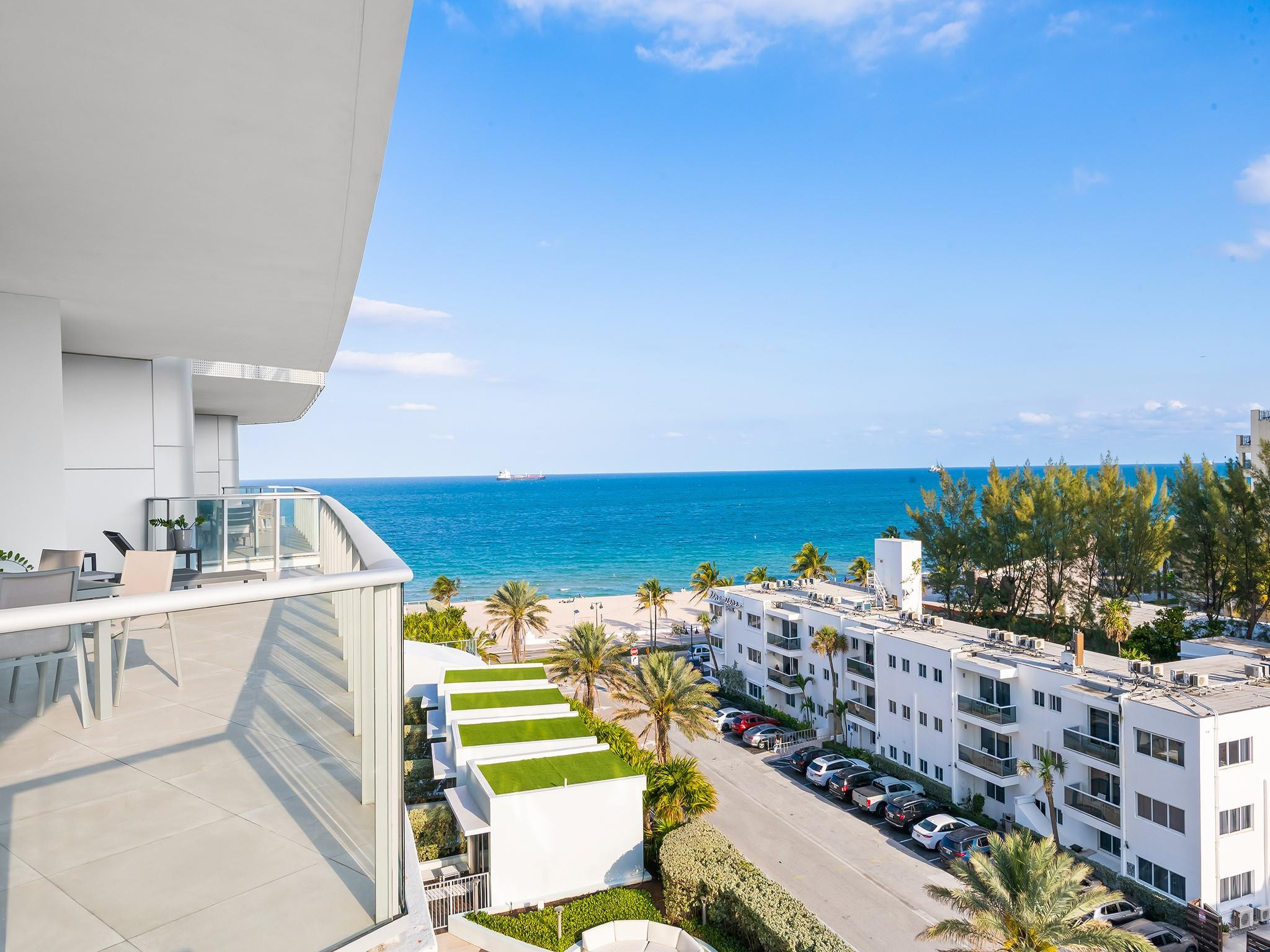 PARAMOUNT - Residential Lease