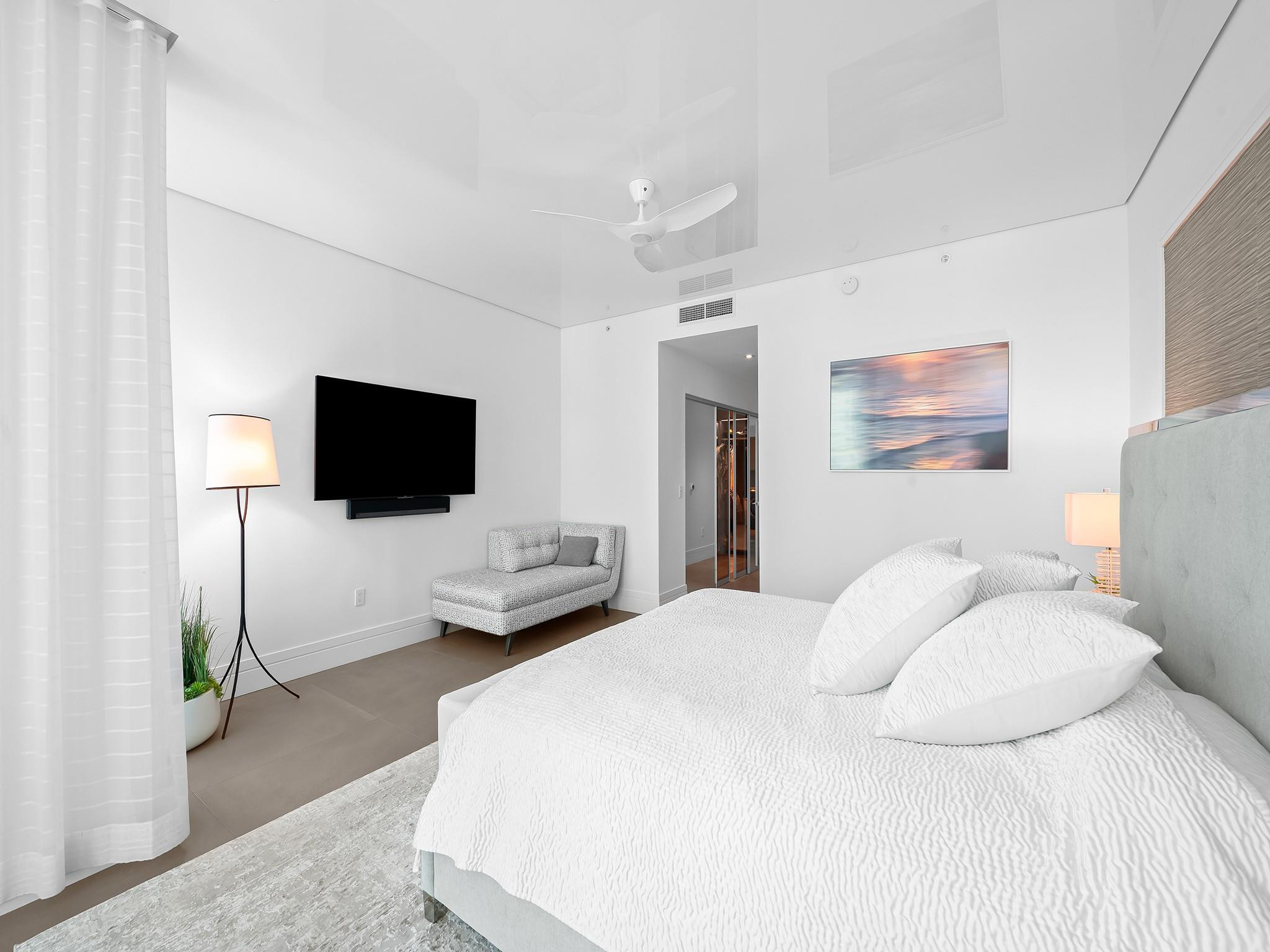 PARAMOUNT - Residential Lease