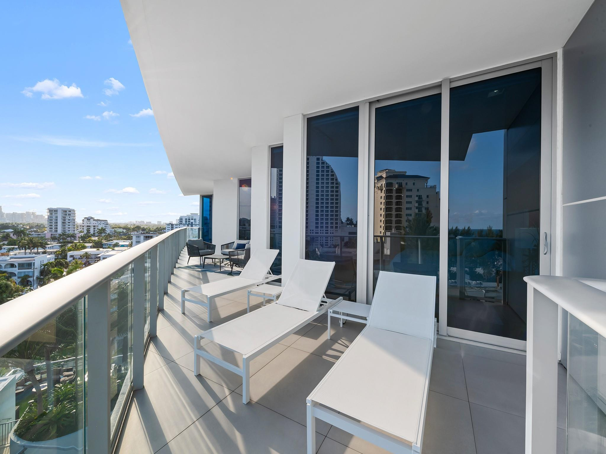 PARAMOUNT - Residential Lease