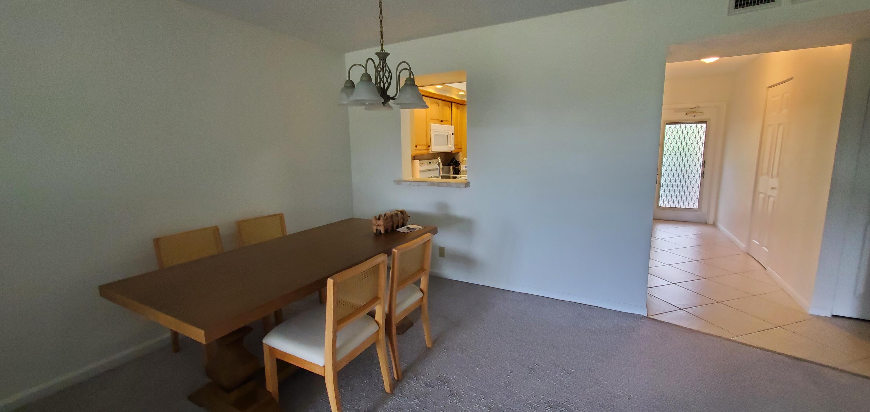 PALM LAKES CONDO - Residential Lease