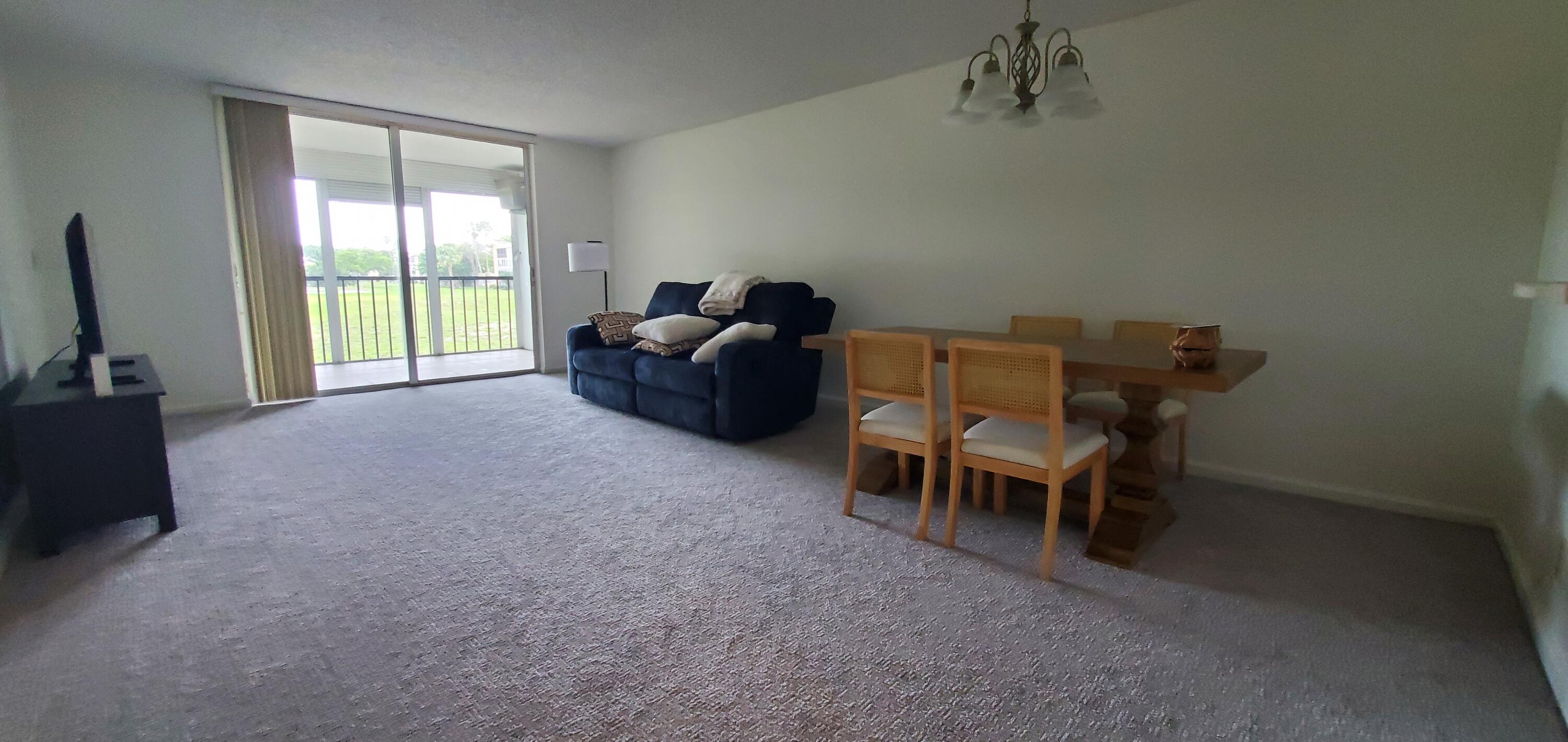 PALM LAKES CONDO - Residential Lease