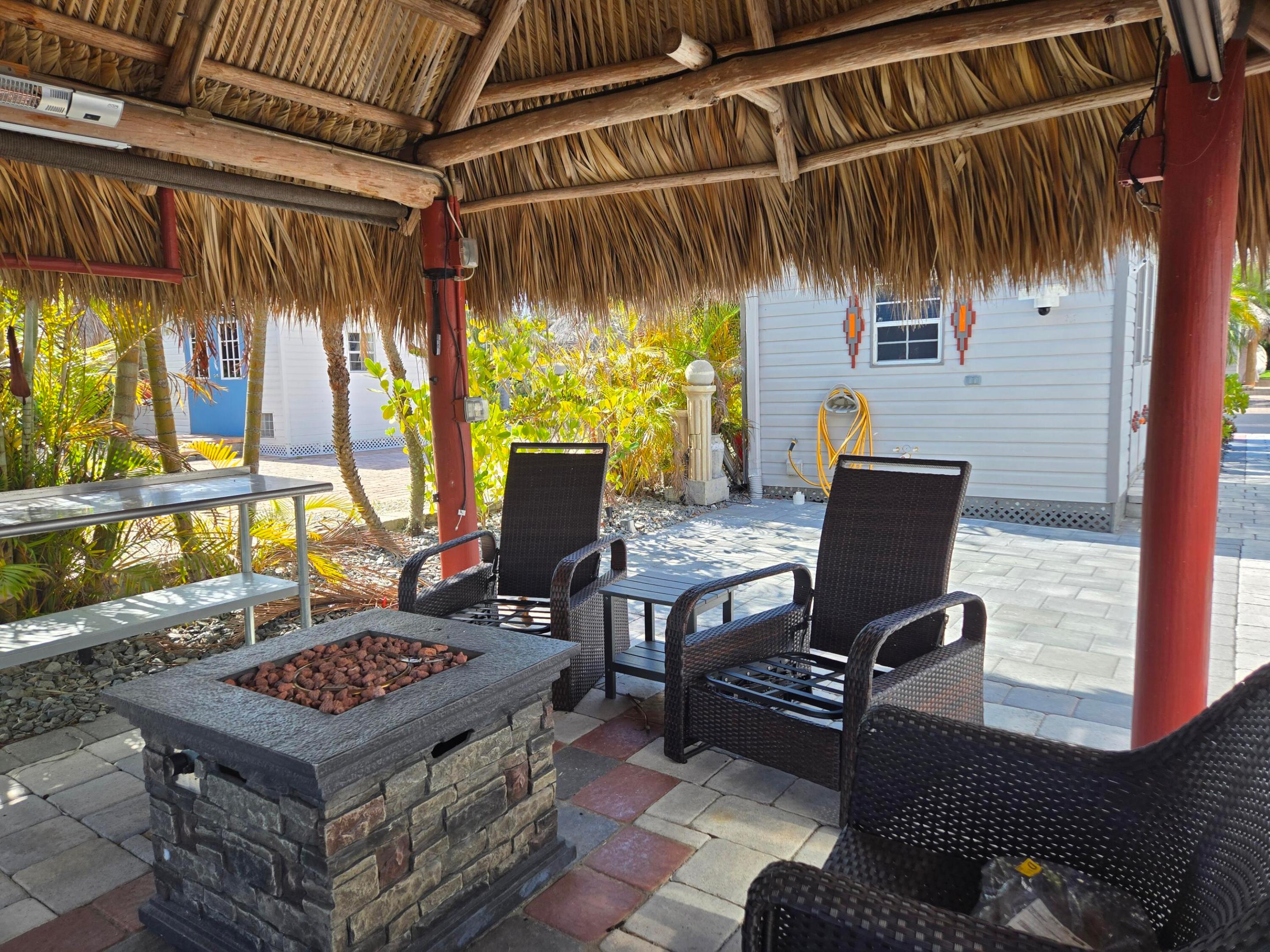 SILVER PALMS RV VILLAGE - Land