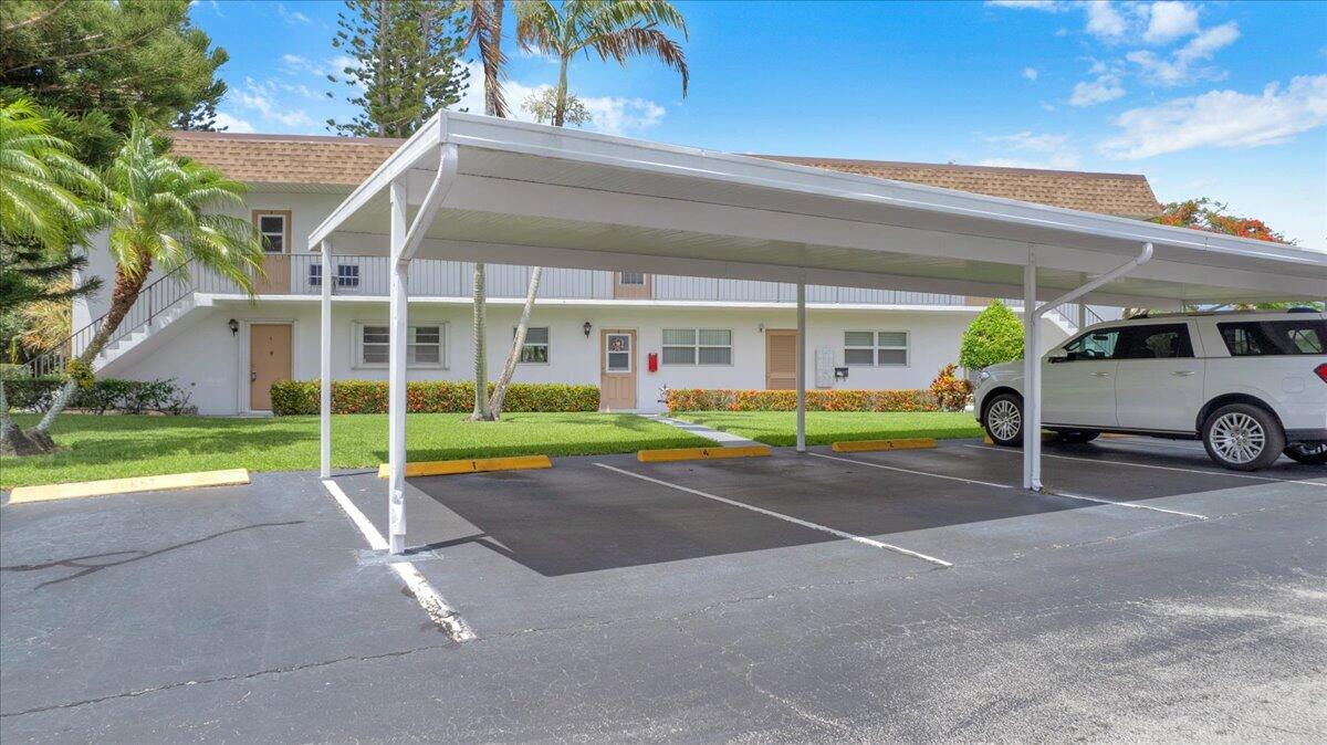 KINGSWOOD CONDO - Residential