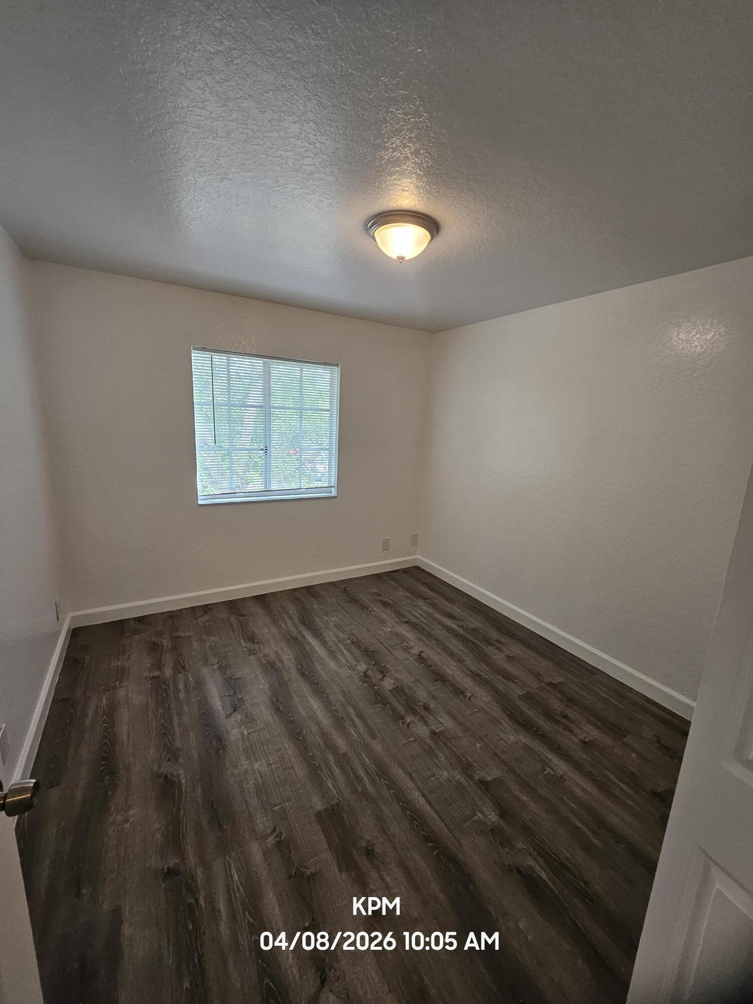 LAUREL OAKS ENCLAVE - Residential Lease