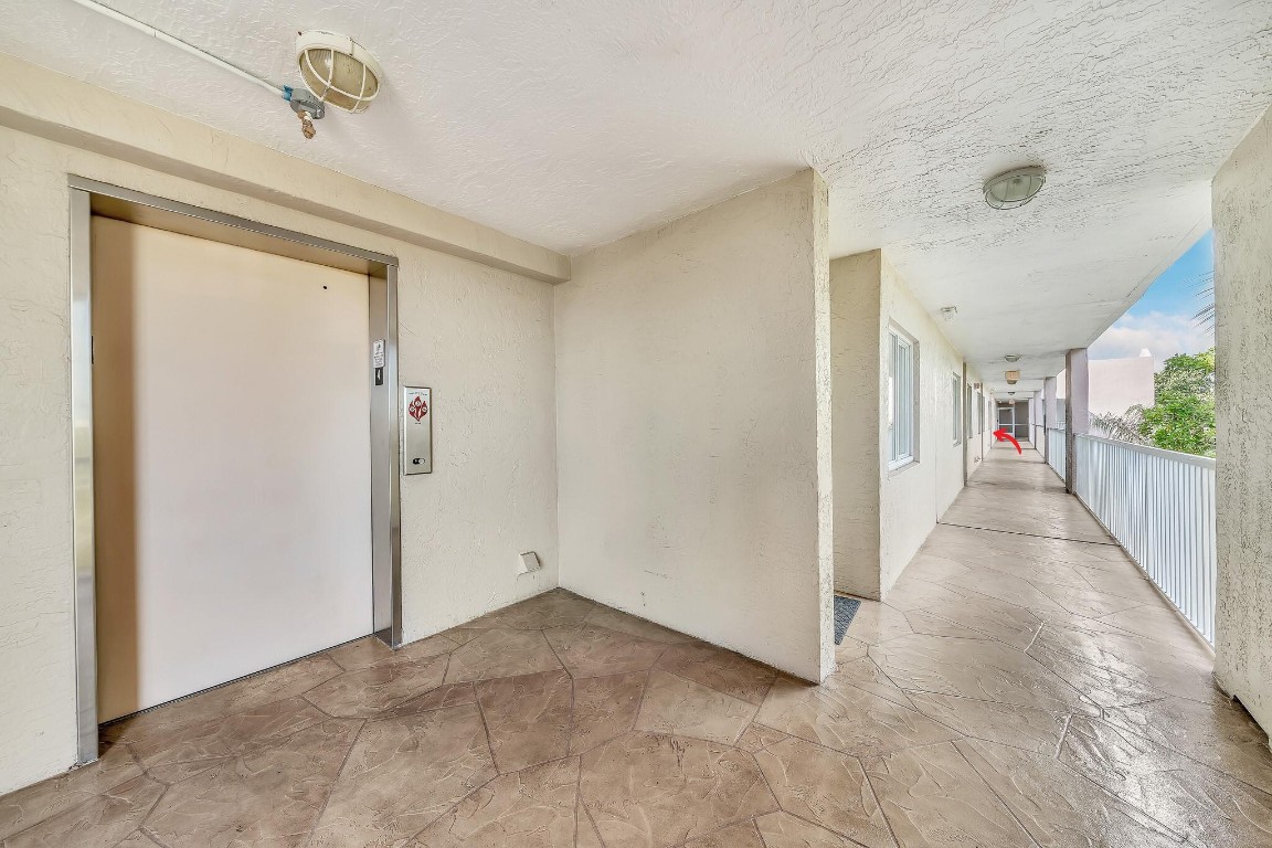 Kings Point Weldon Condo - Residential