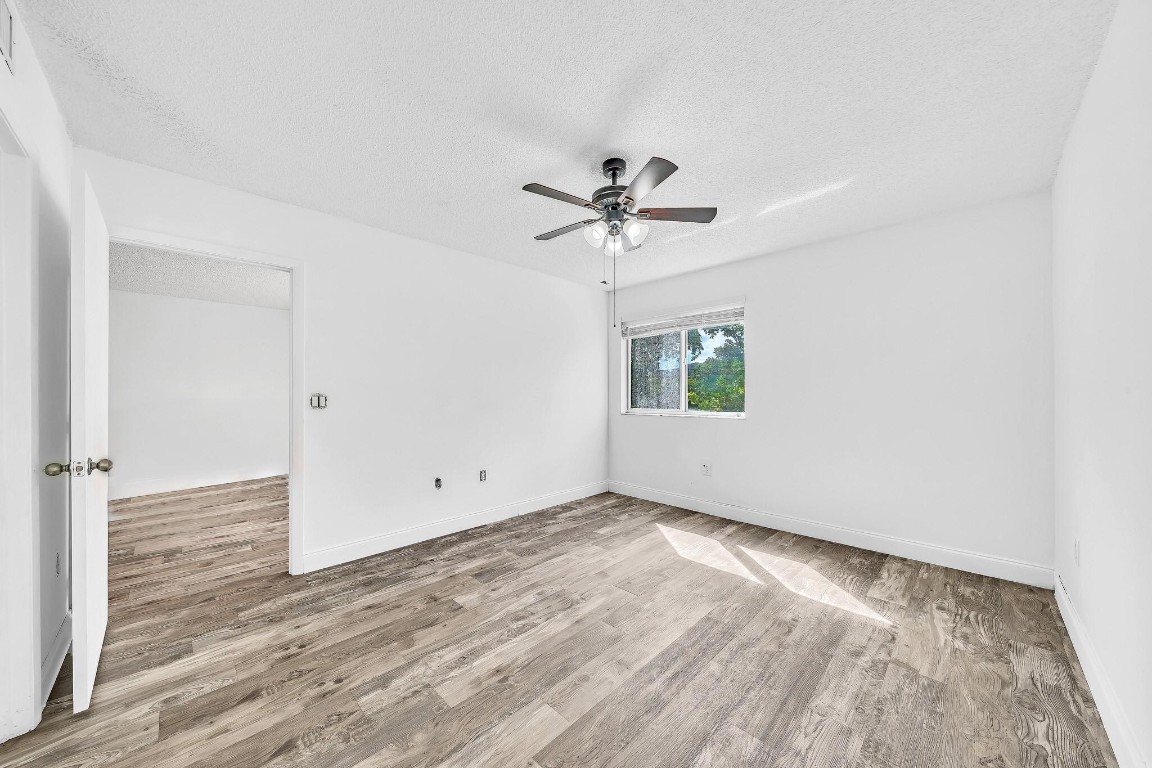 Kings Point Weldon Condo - Residential