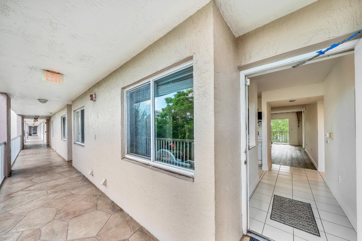 Kings Point Weldon Condo - Residential